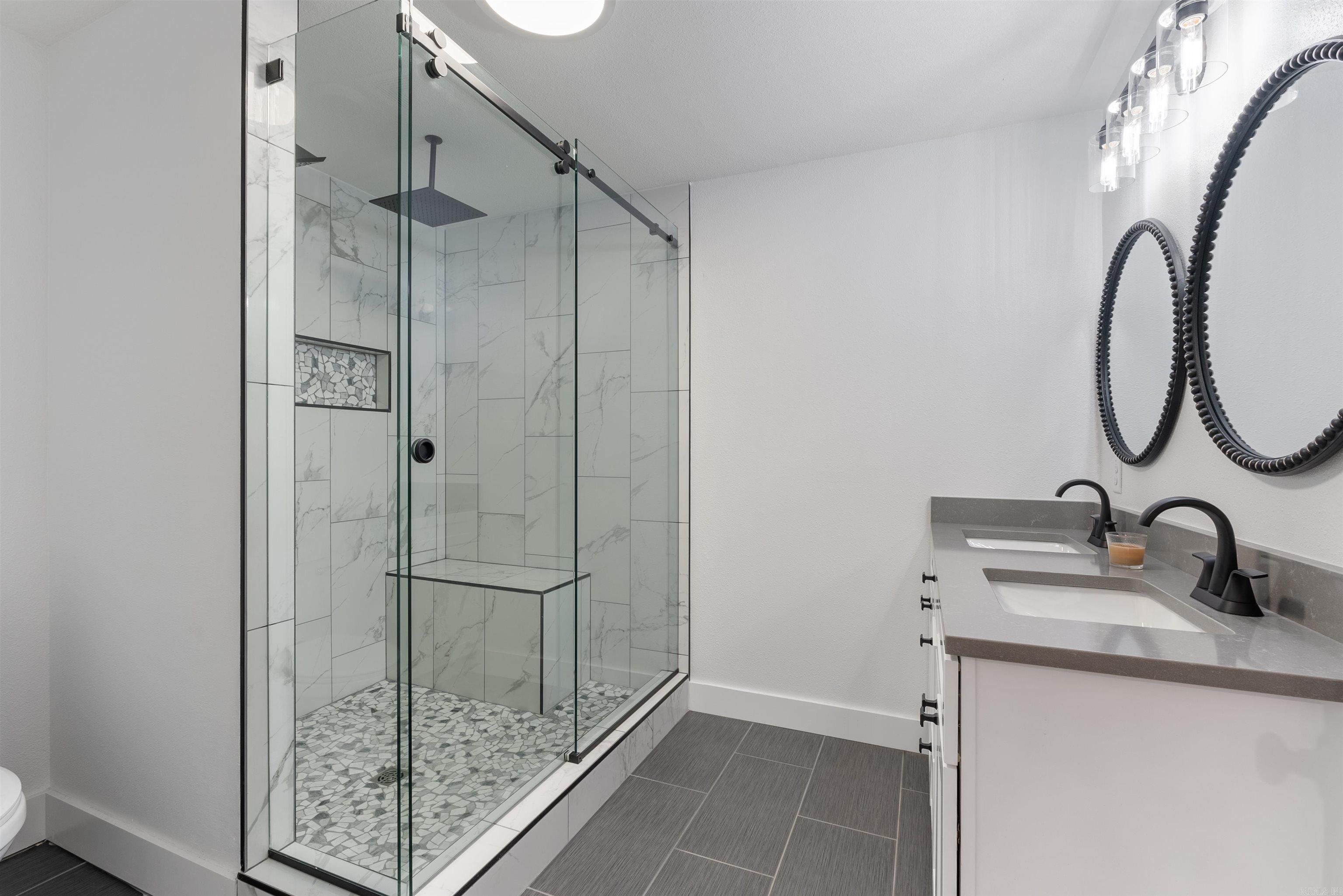 Rolling Hills - Residential