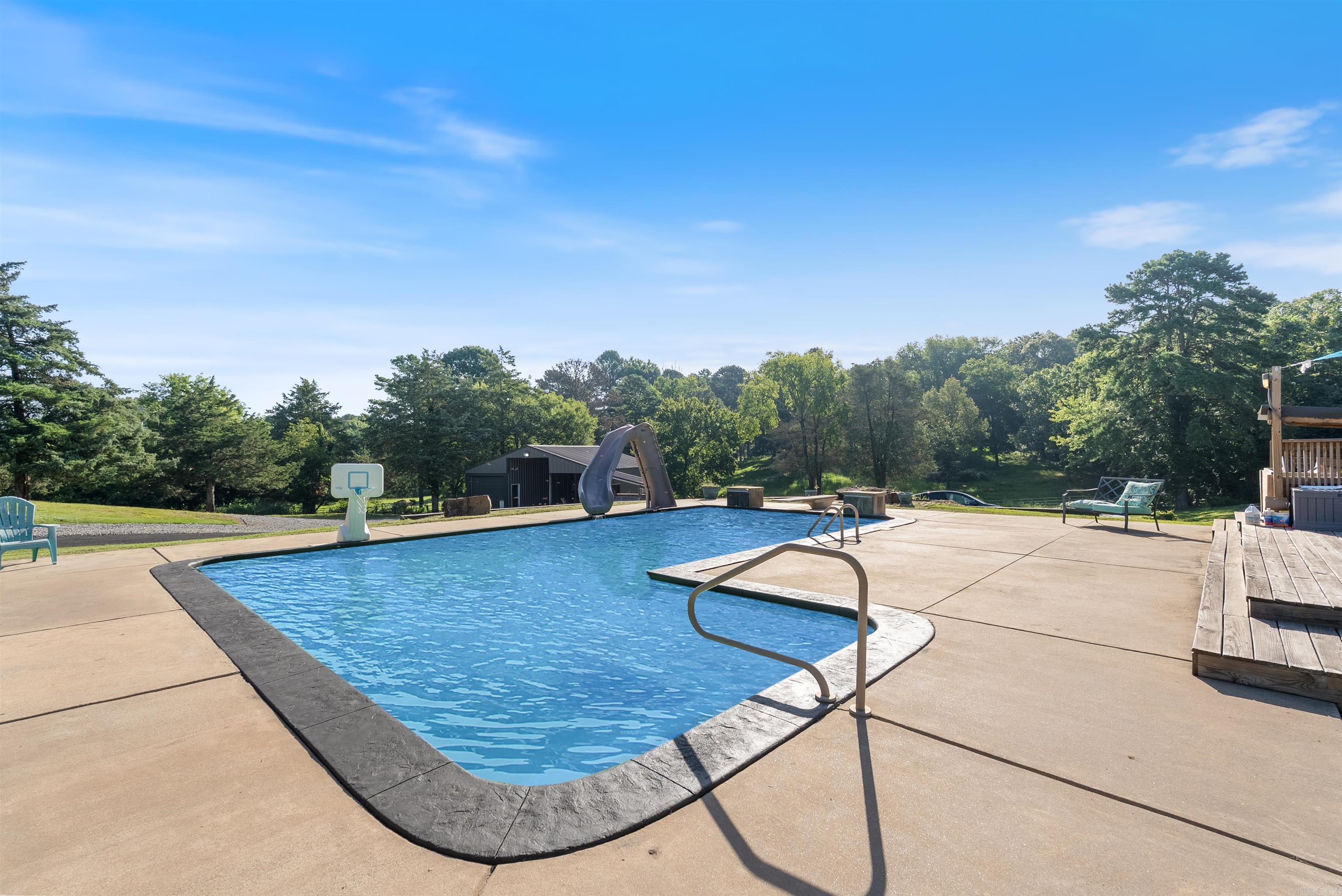 Rolling Hills - Residential