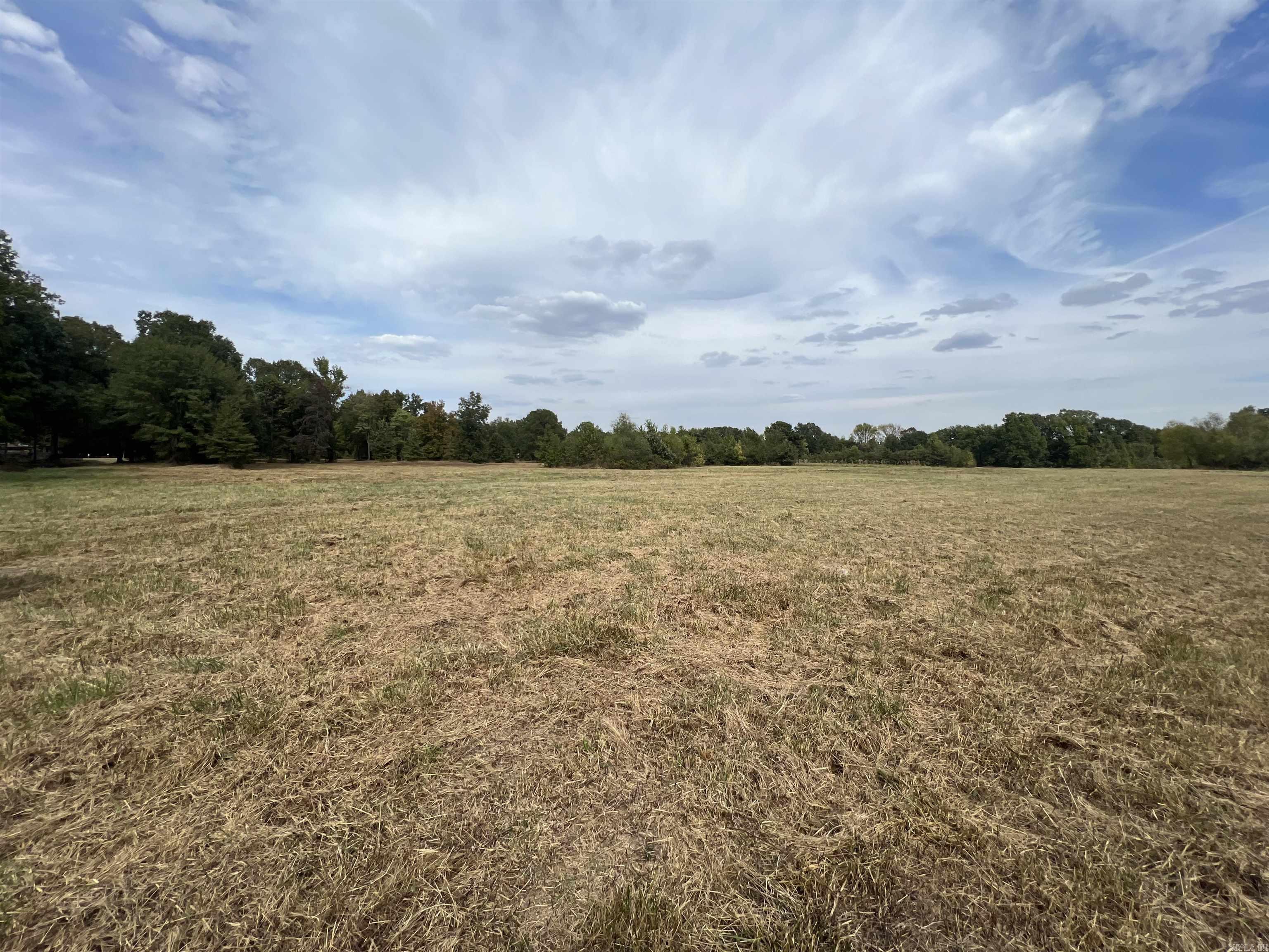Searcy Outlots - Land