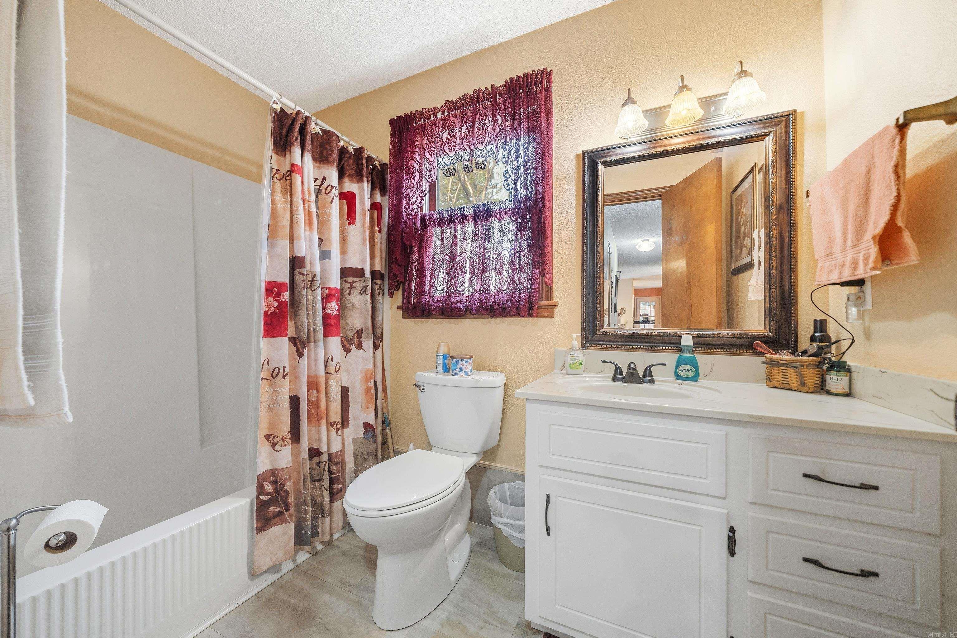 SANTA CRUZ - Residential