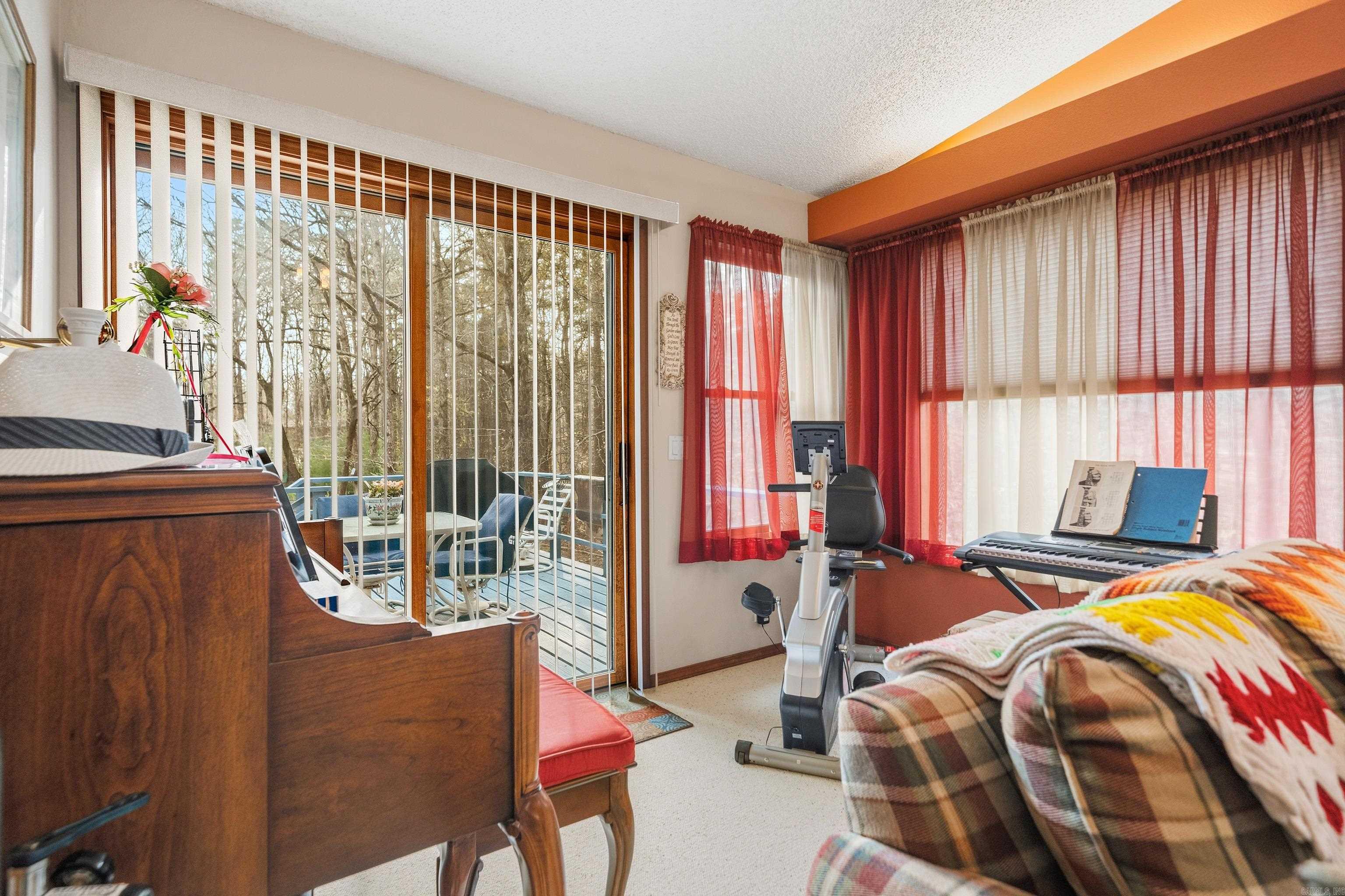 SANTA CRUZ - Residential