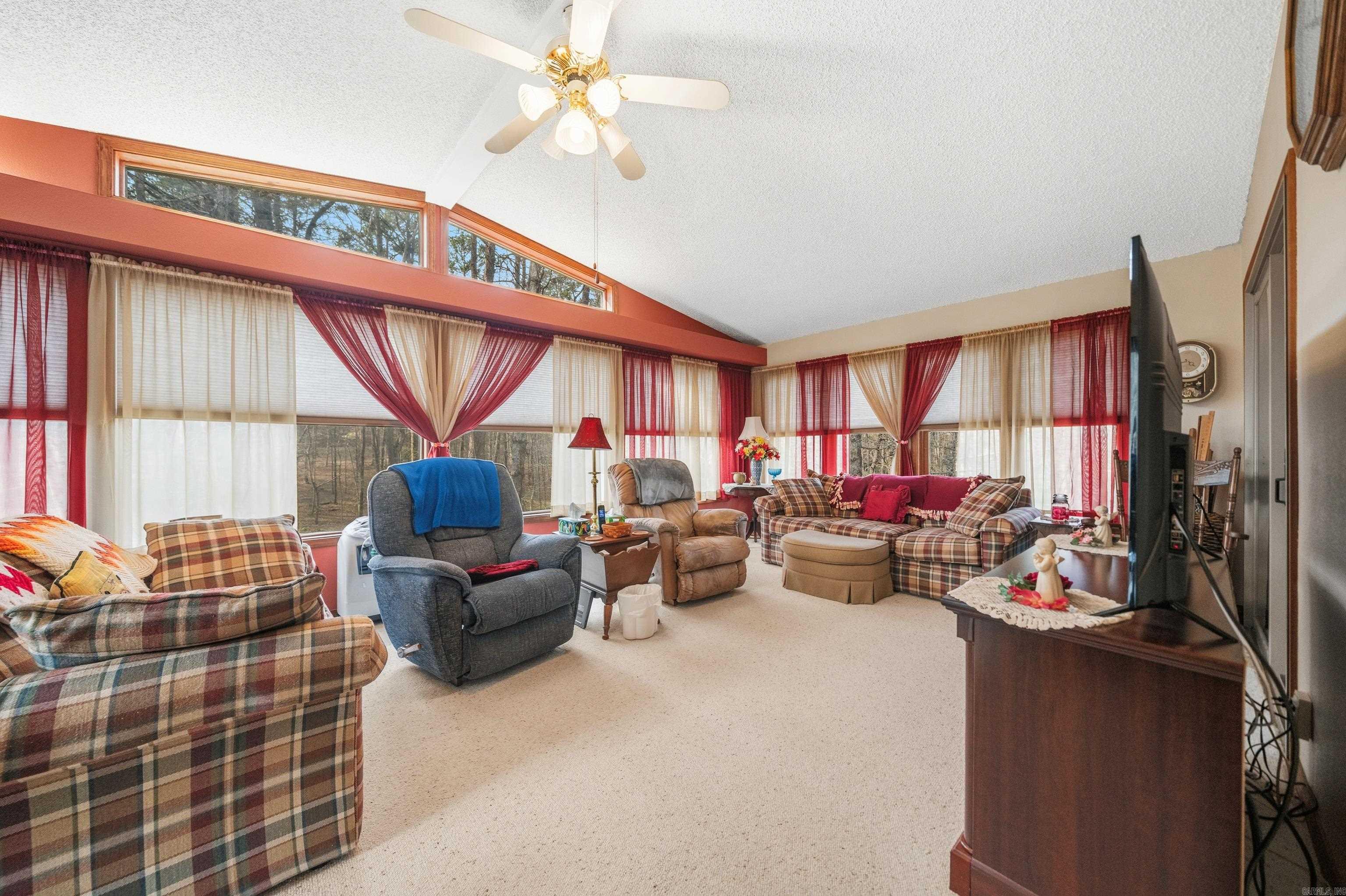 SANTA CRUZ - Residential