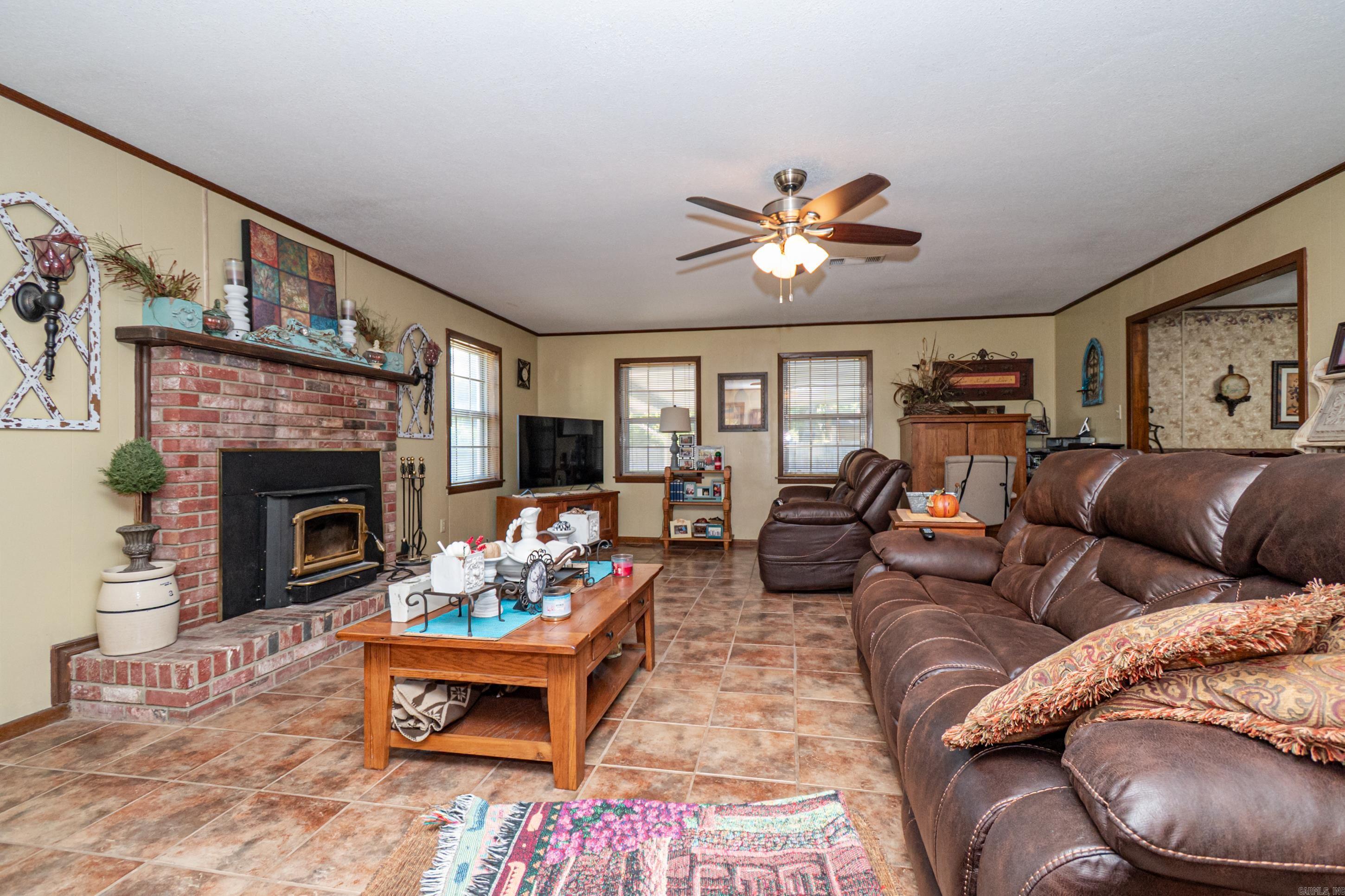 SOUTH HILL - Residential