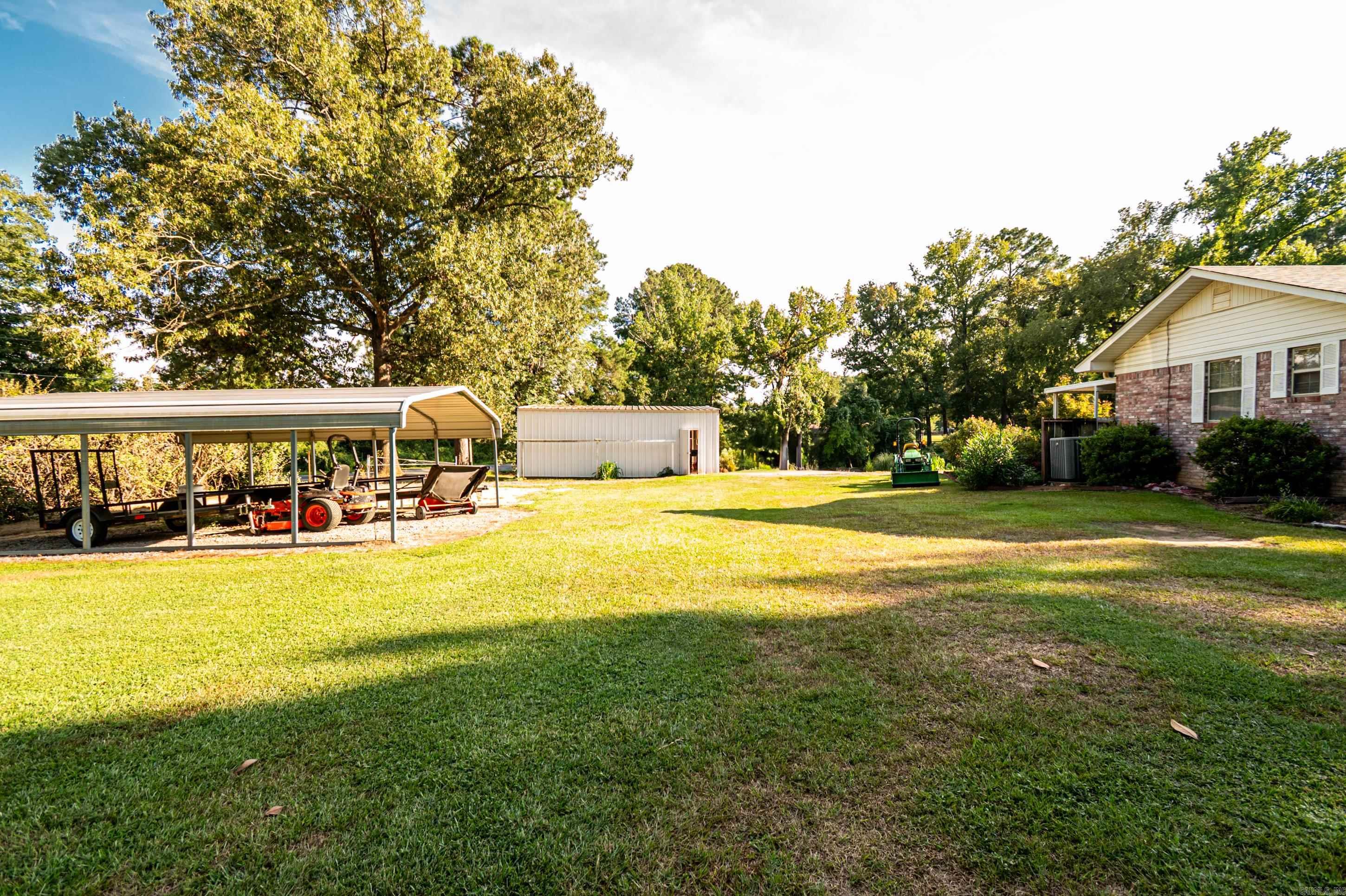 SOUTH HILL - Residential