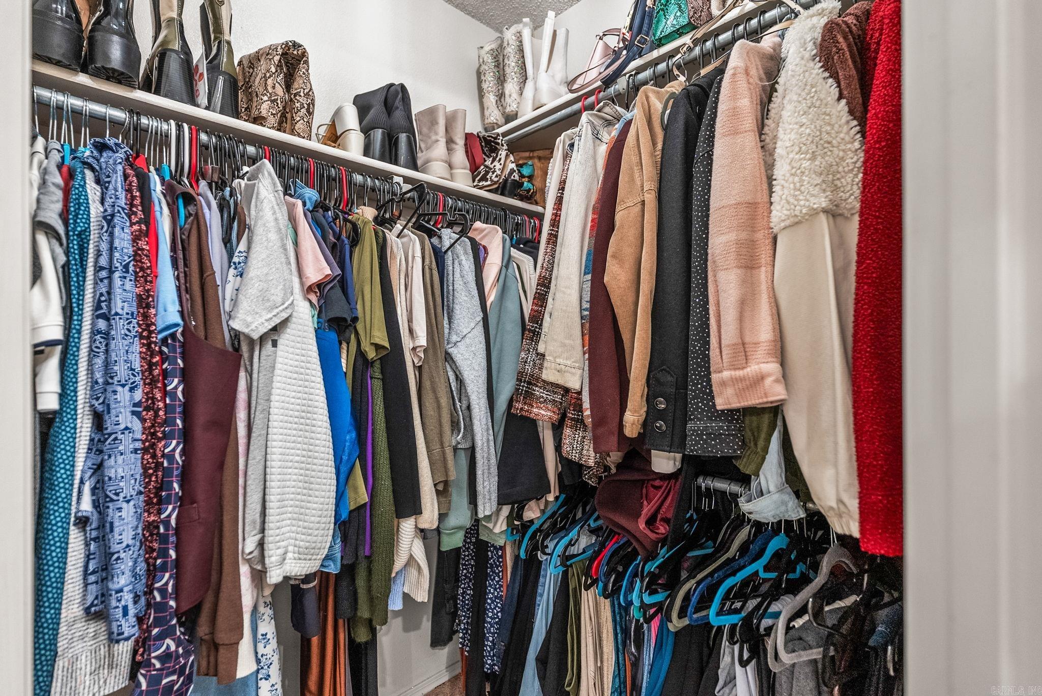 MEADOW RIDGE ADDN - Residential