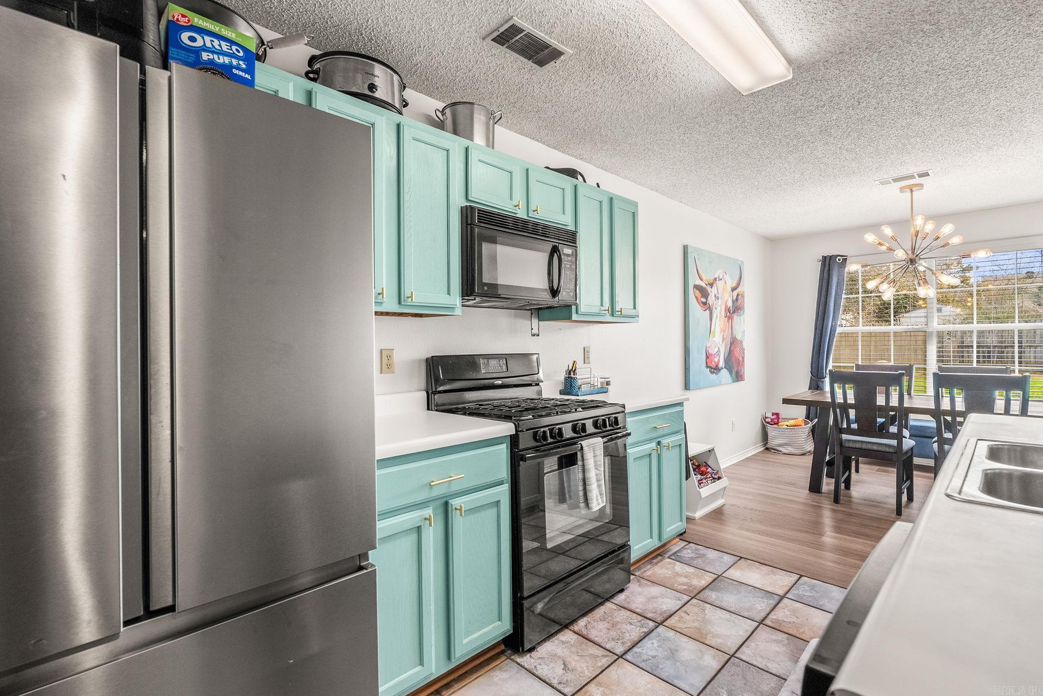 MEADOW RIDGE ADDN - Residential