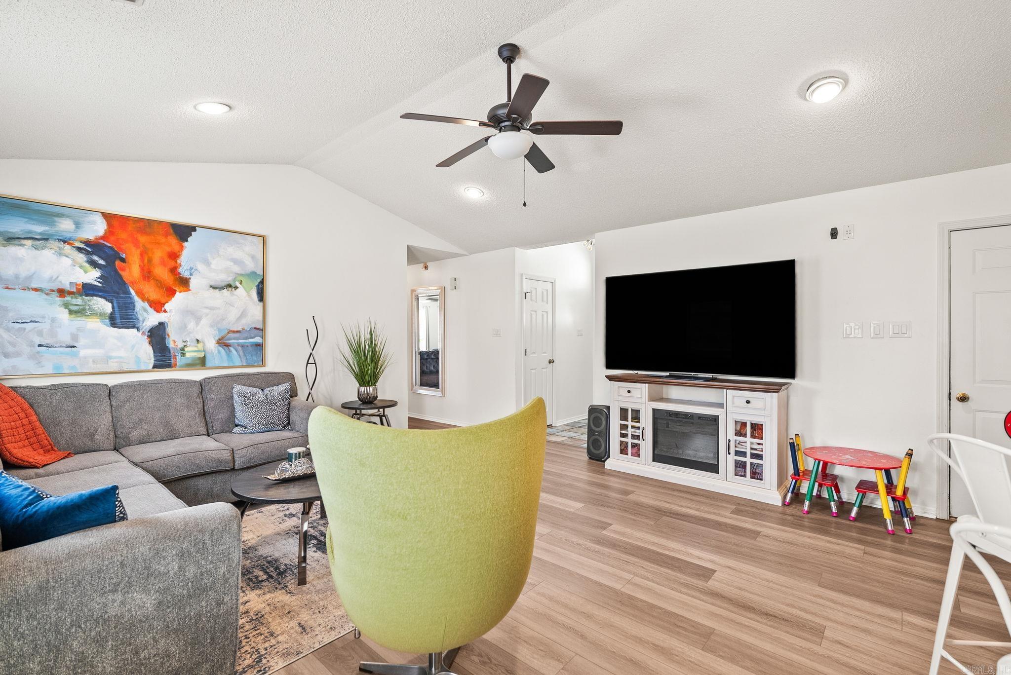 MEADOW RIDGE ADDN - Residential