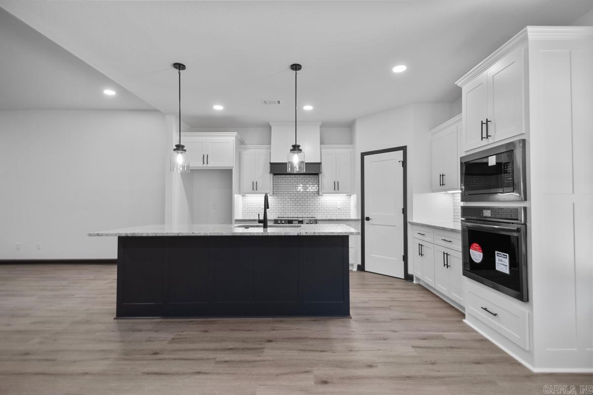 WINCHESTER ESTATES - Residential