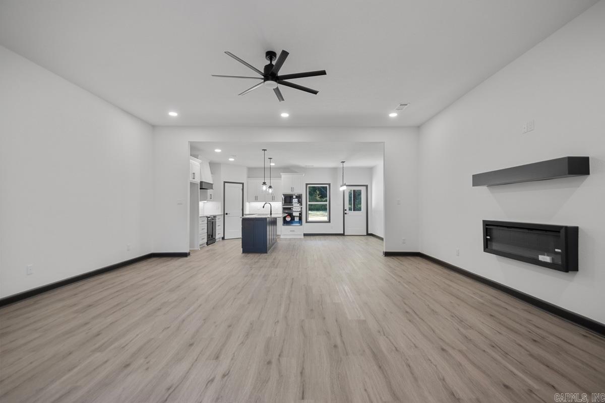 WINCHESTER ESTATES - Residential