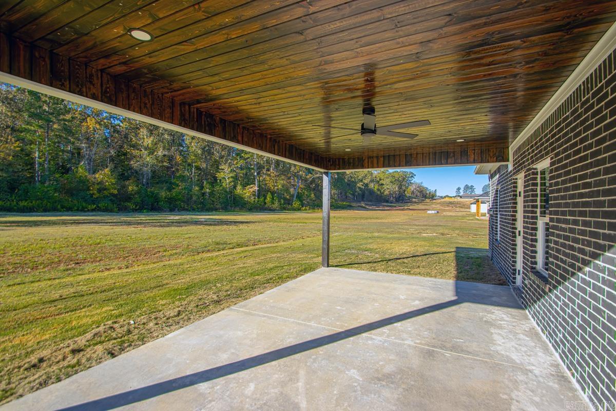 WINCHESTER ESTATES - Residential