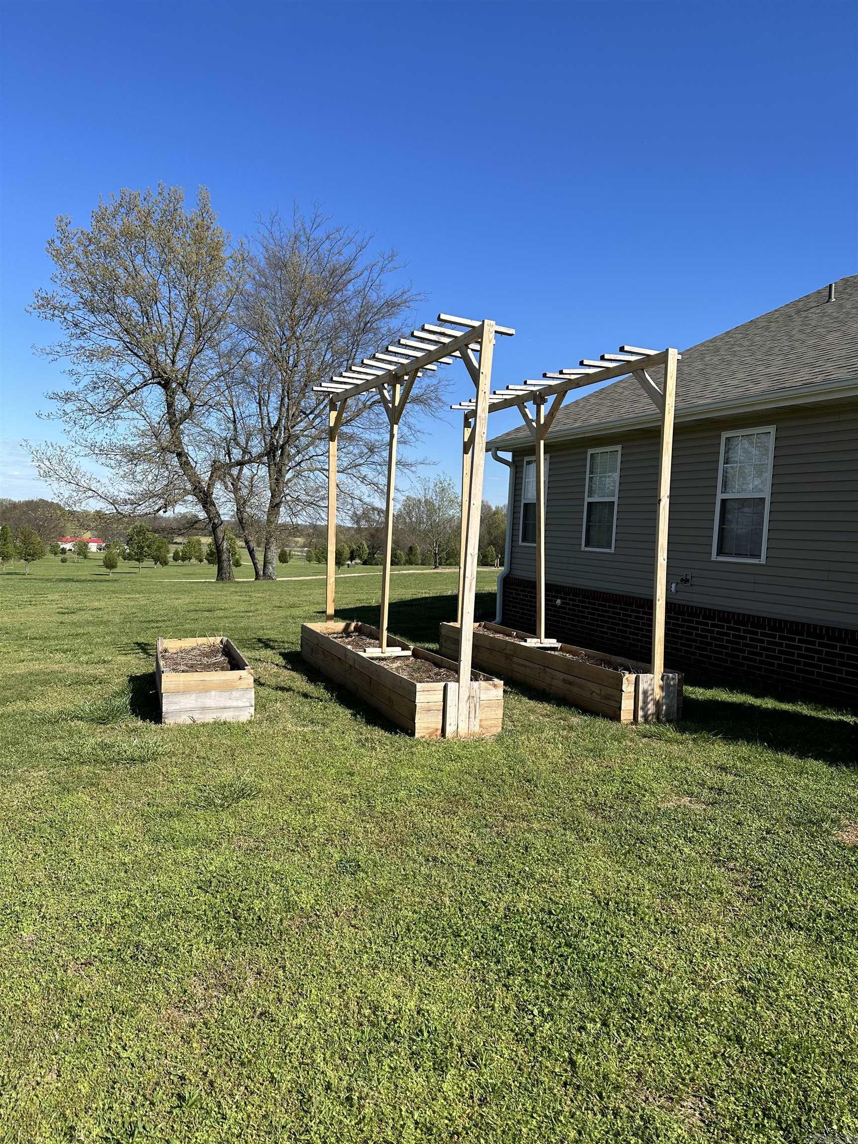 NORTH RIDGE - Residential