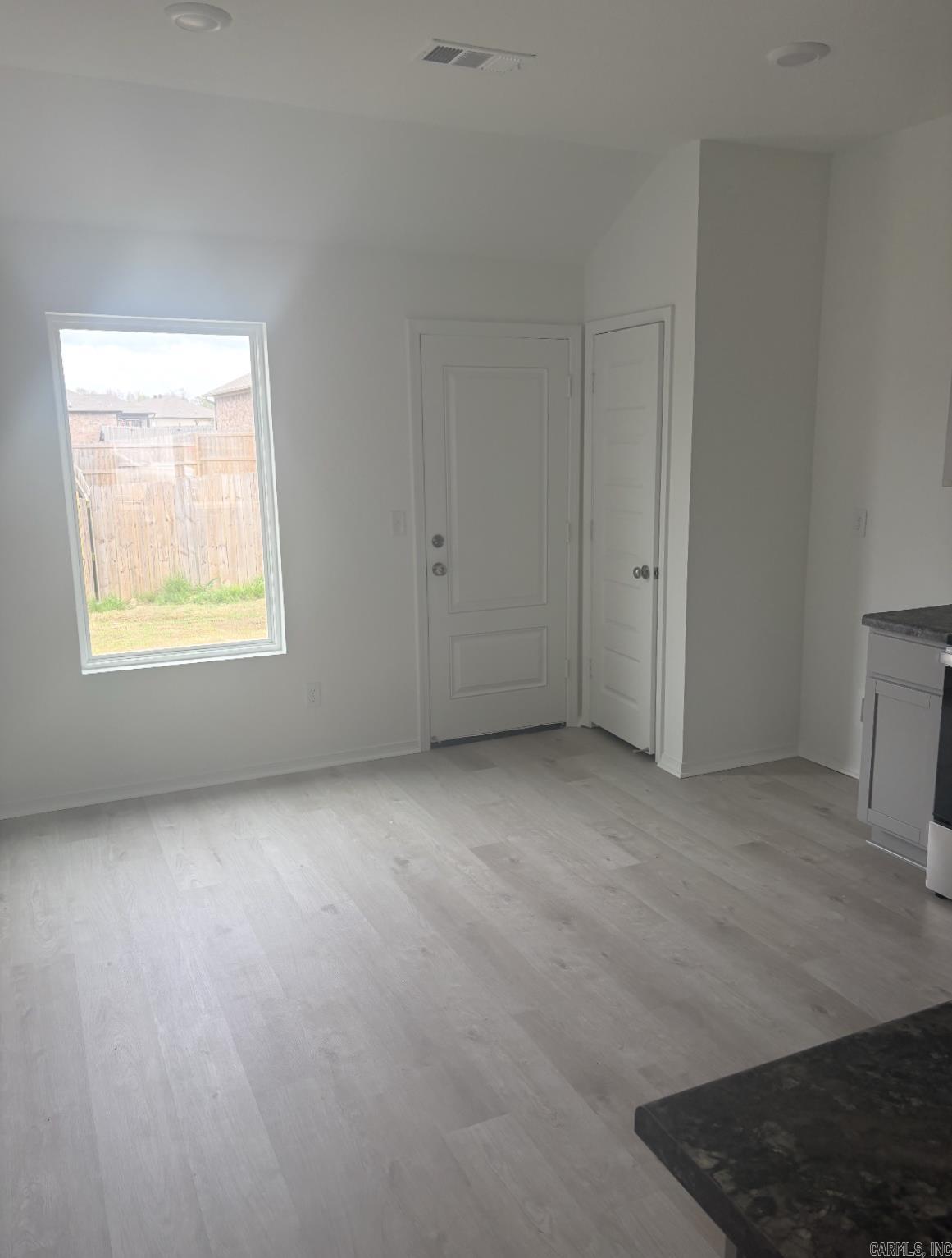 DEERFIELD ESTATES - Residential