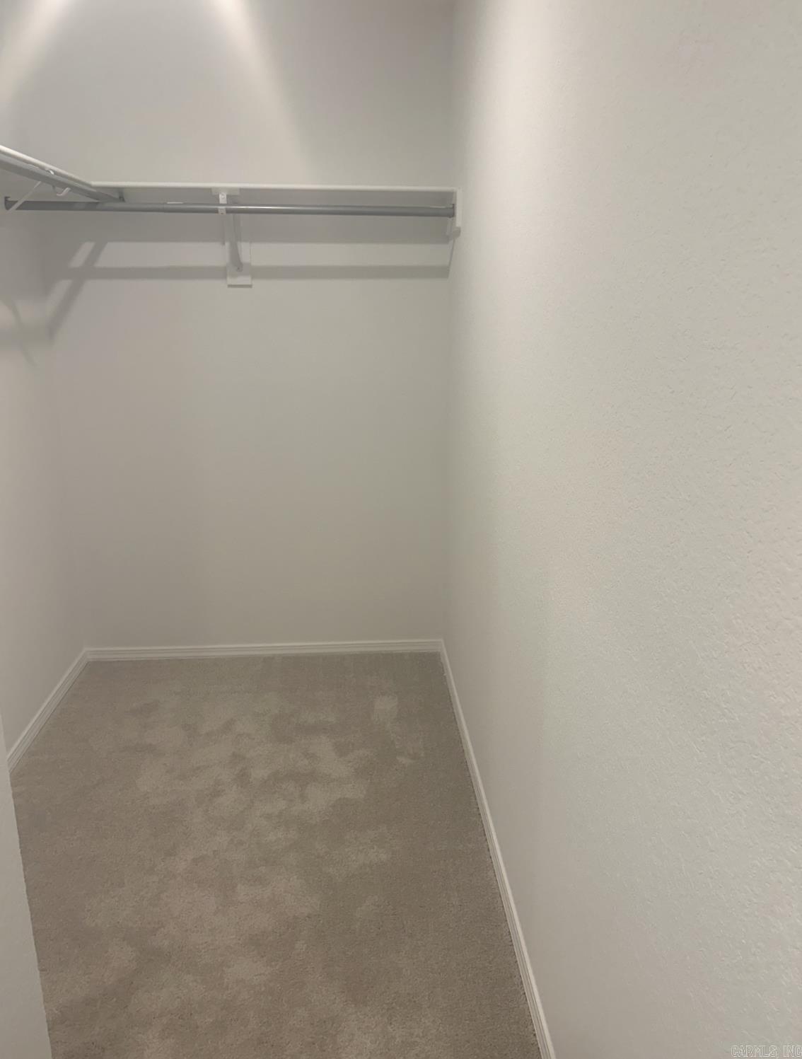 DEERFIELD ESTATES - Residential