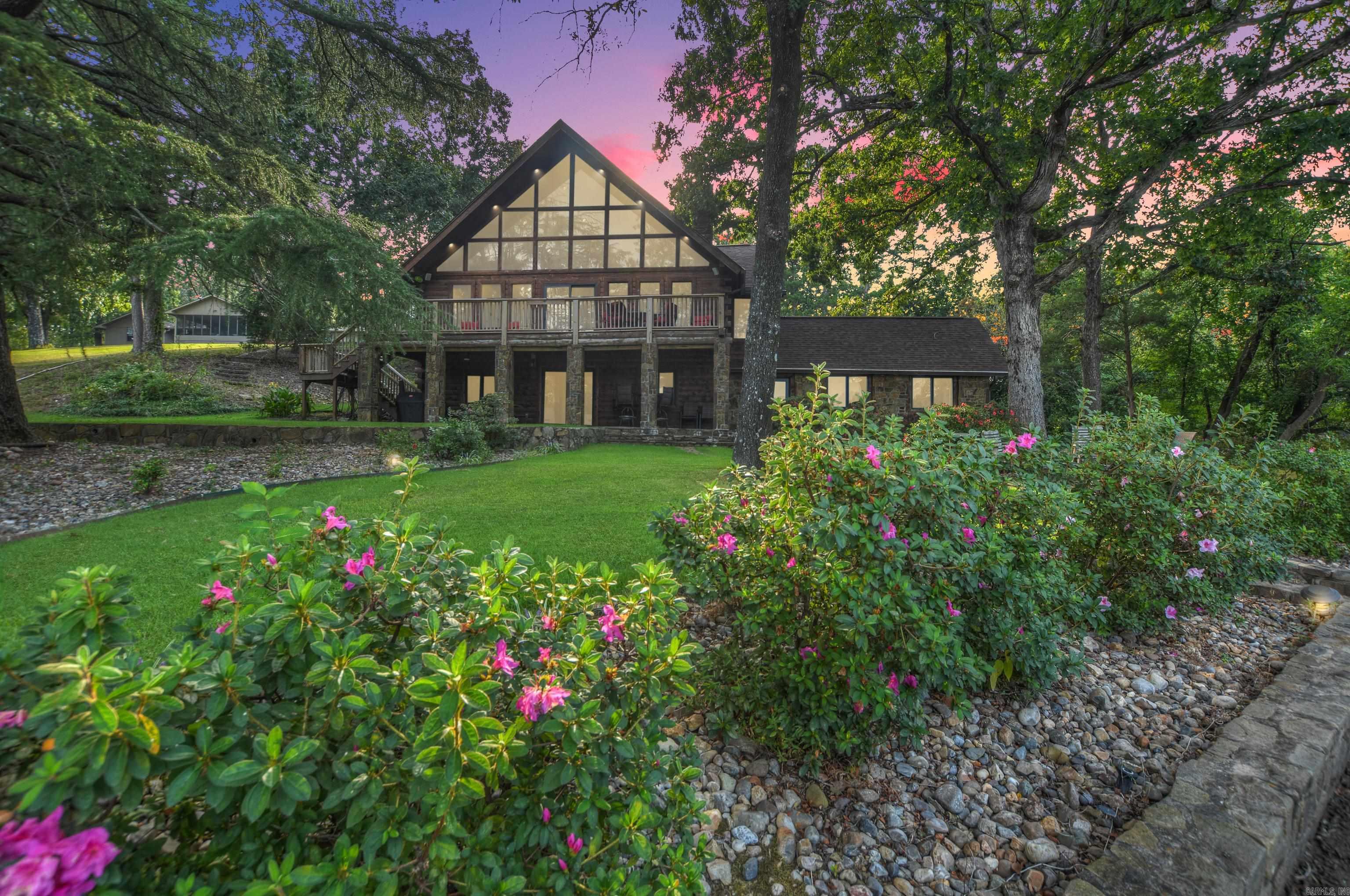 BEACH HAVEN - Residential