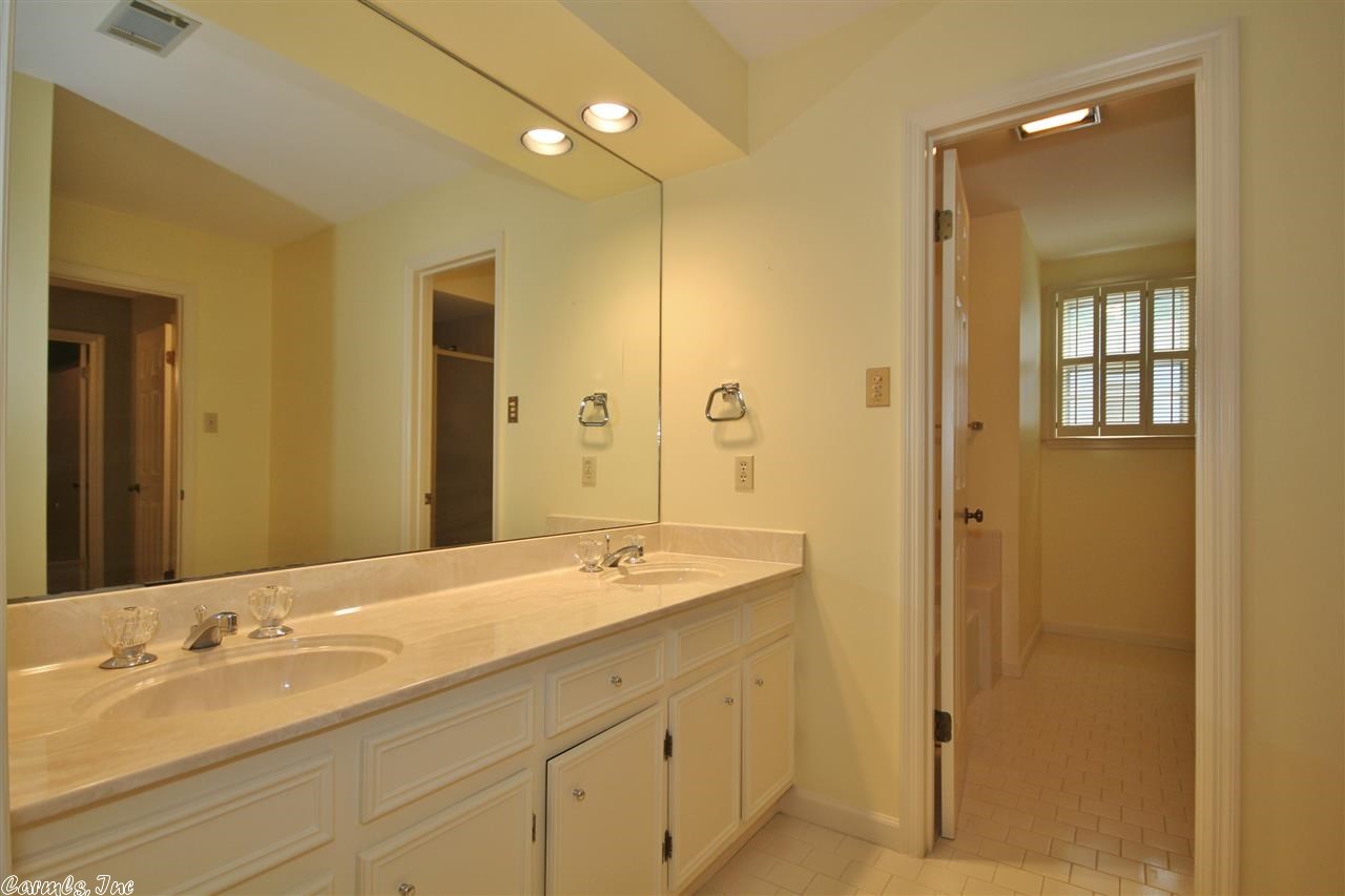 WINDSOR CT TOWNHOMES HPR - Residential