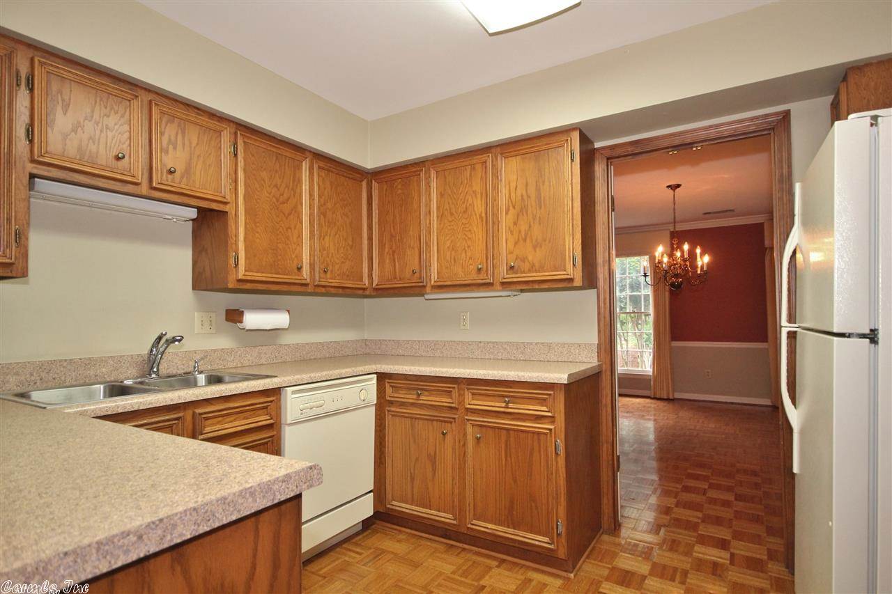 WINDSOR CT TOWNHOMES HPR - Residential