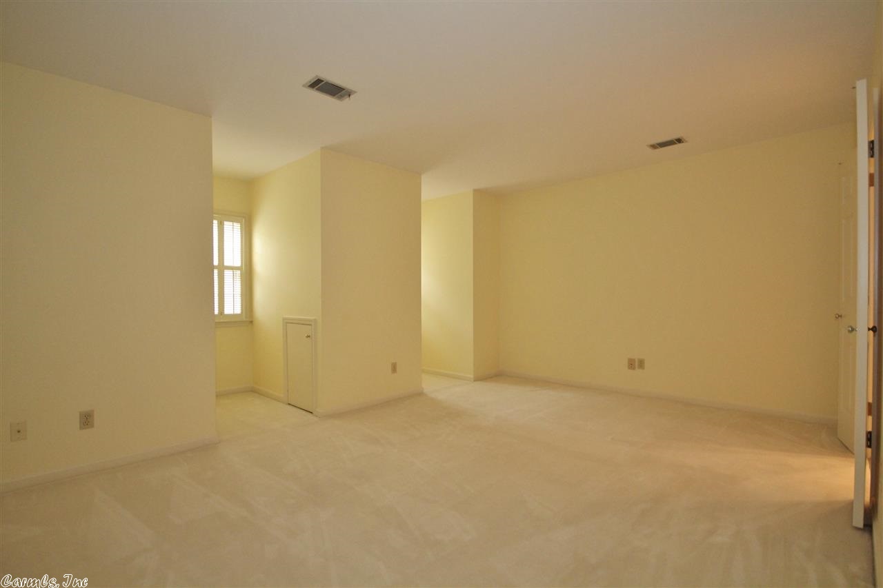 WINDSOR CT TOWNHOMES HPR - Residential