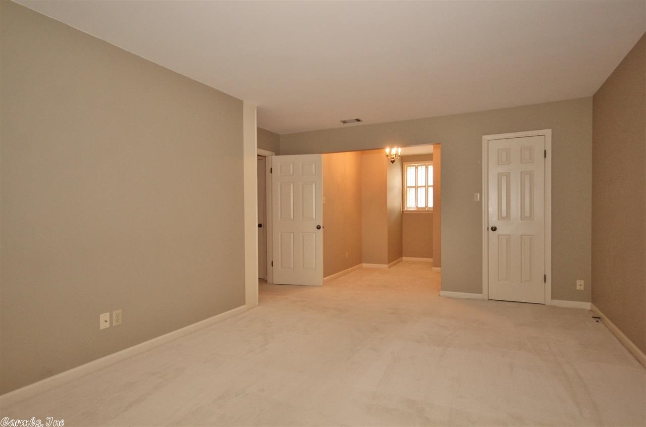 WINDSOR CT TOWNHOMES HPR - Residential