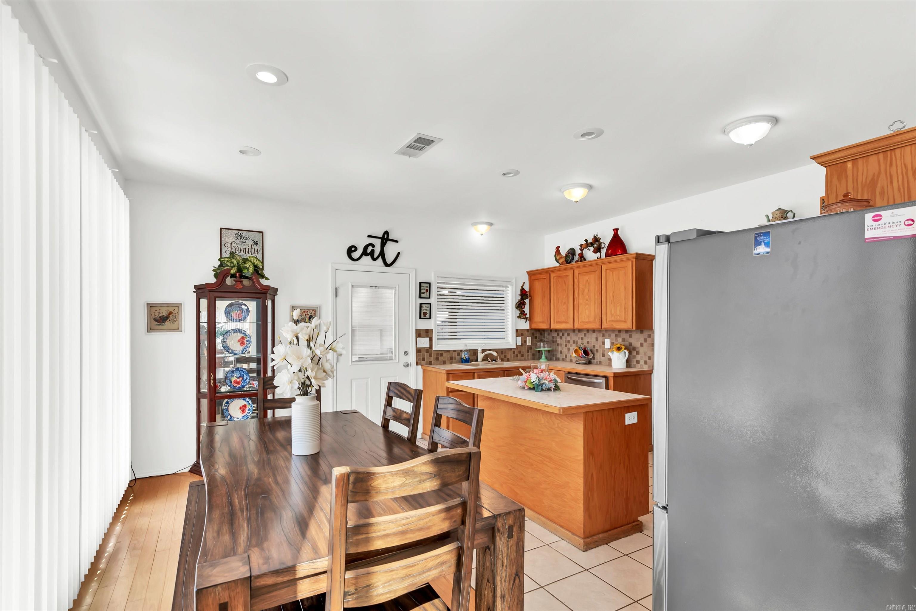 DOGWOOD SPRINGS - Residential