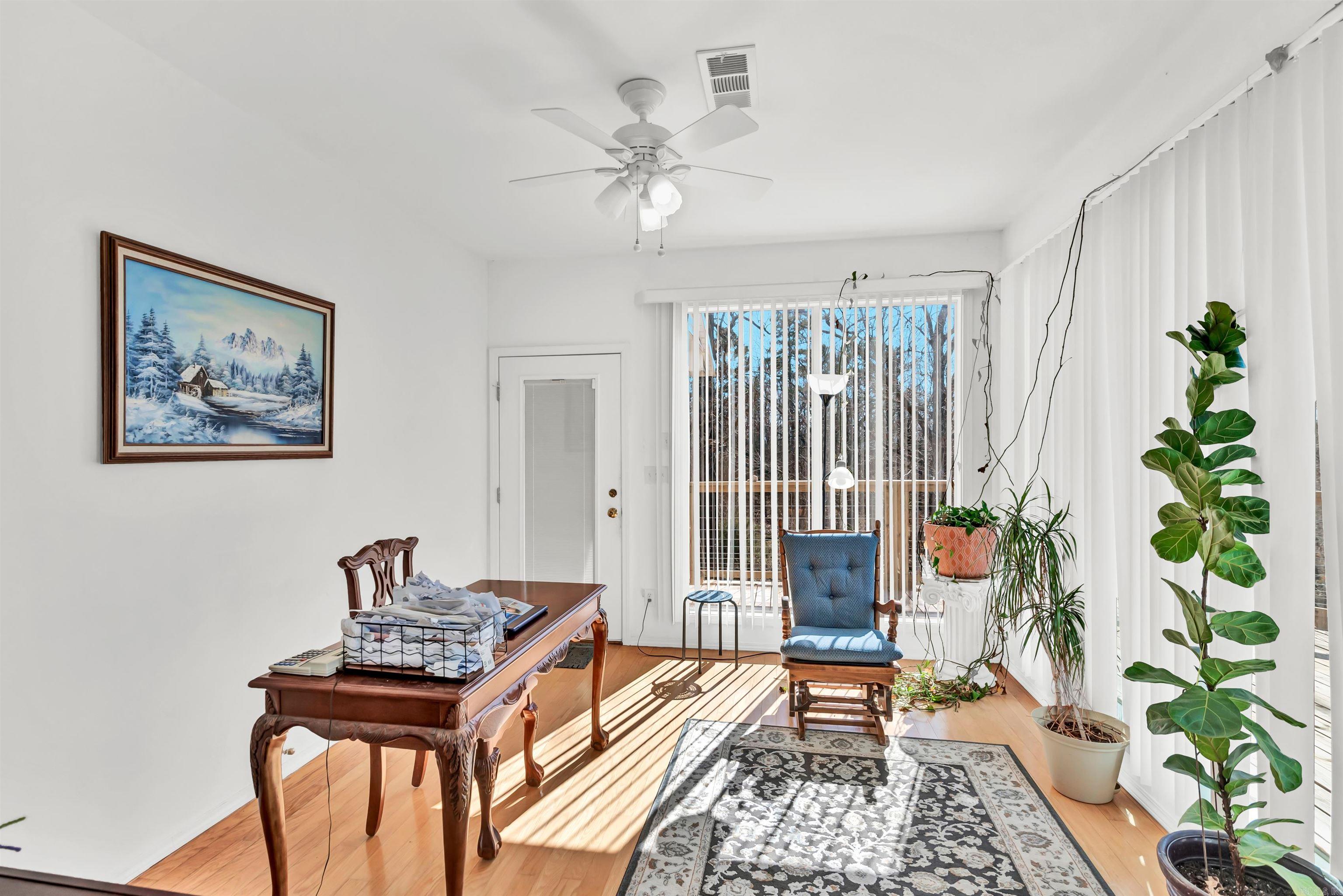 DOGWOOD SPRINGS - Residential