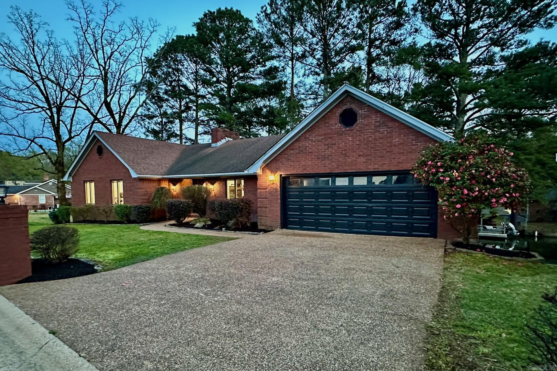 WATERS EDGE - Residential