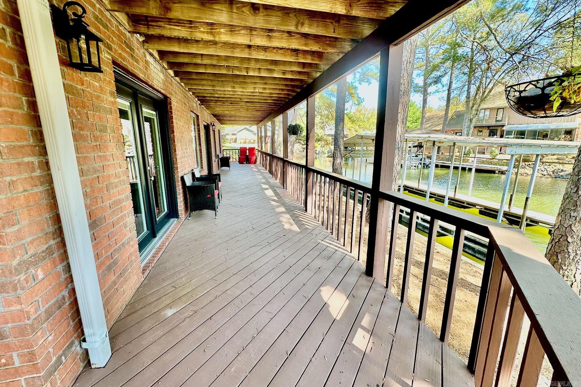 WATERS EDGE - Residential