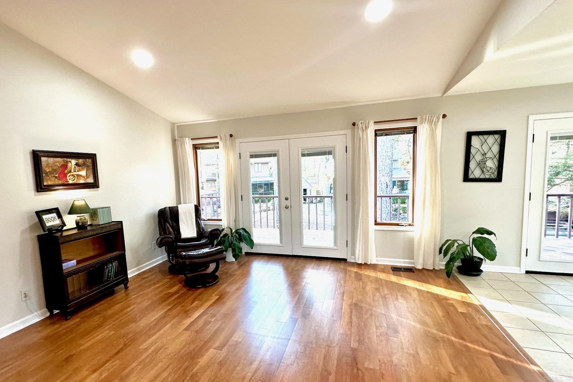WATERS EDGE - Residential