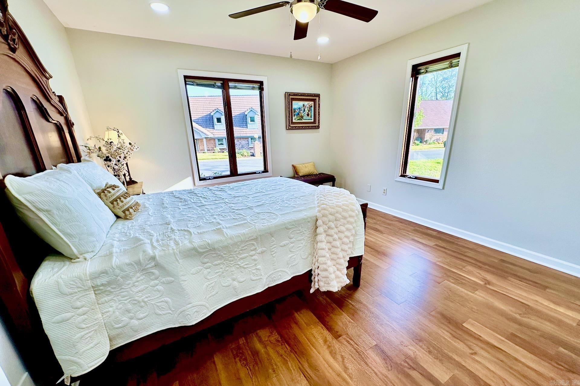 WATERS EDGE - Residential