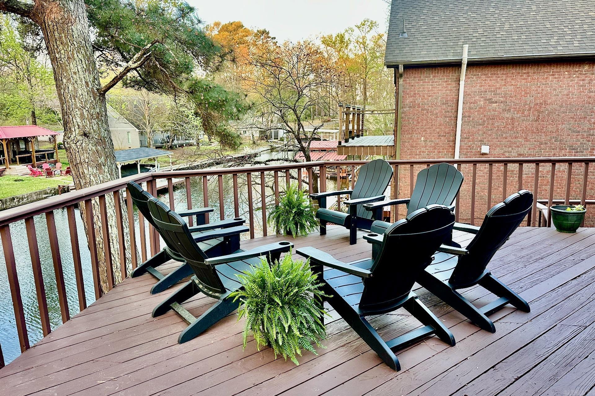 WATERS EDGE - Residential