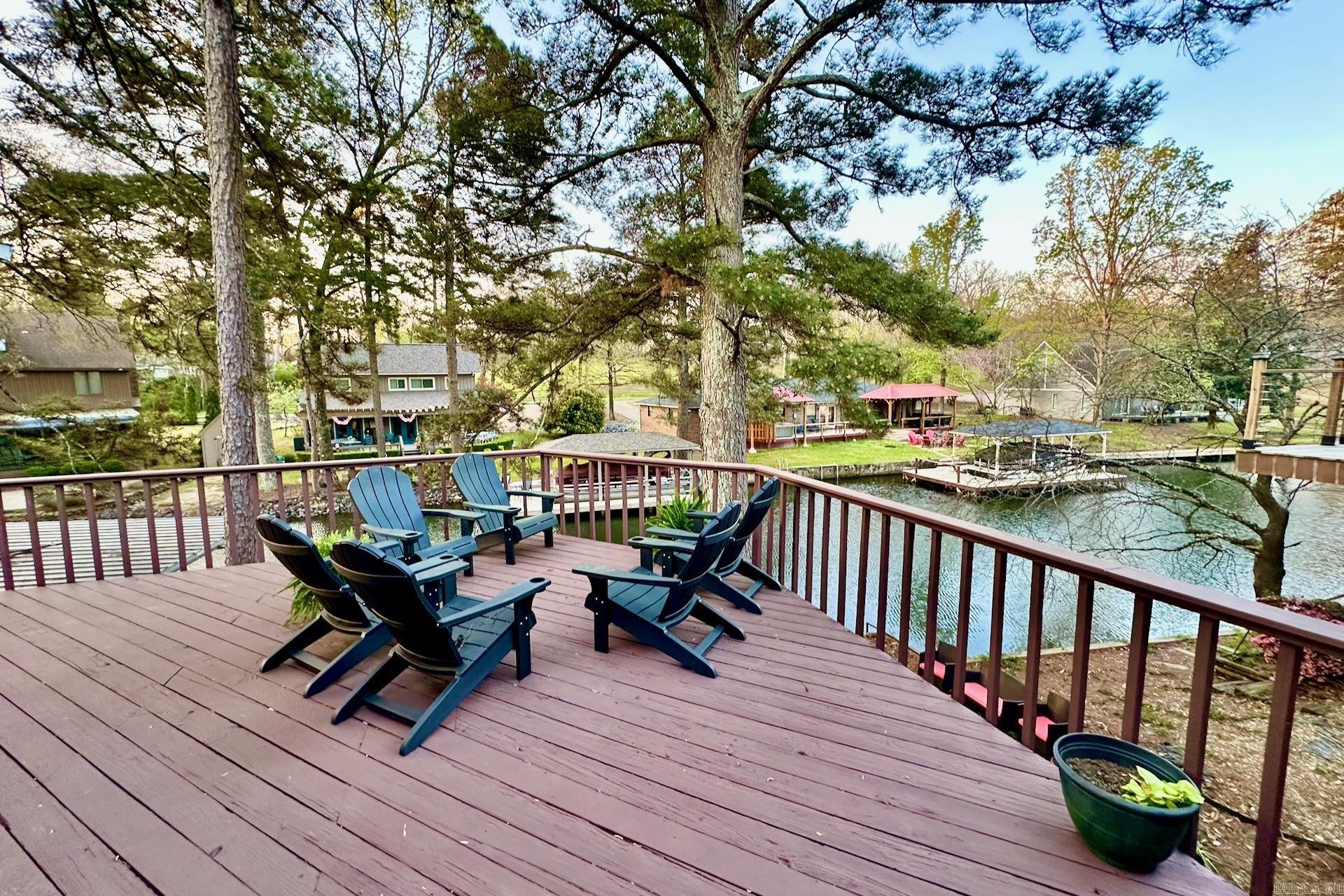 WATERS EDGE - Residential