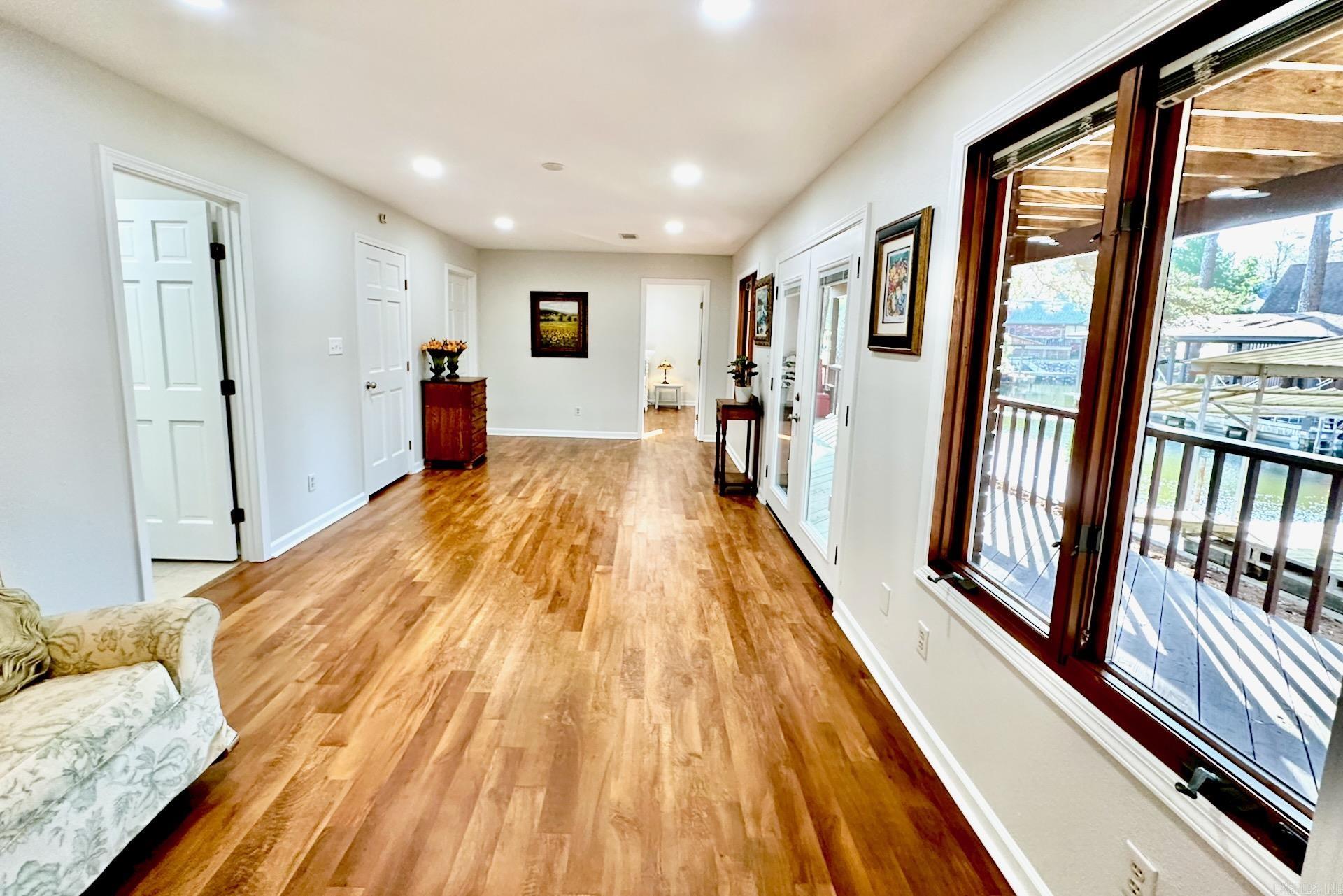 WATERS EDGE - Residential