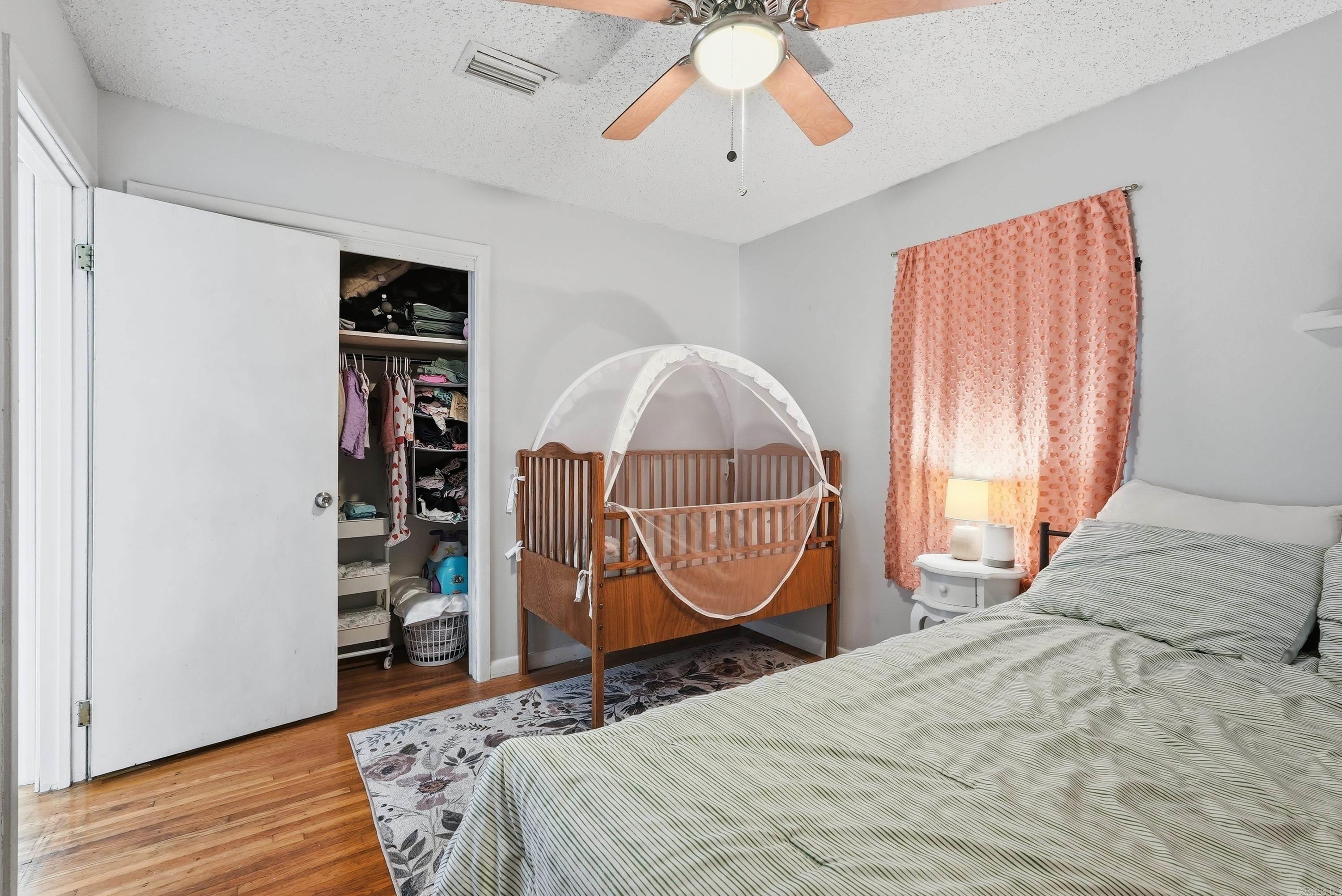 BIRCHWOOD - Residential