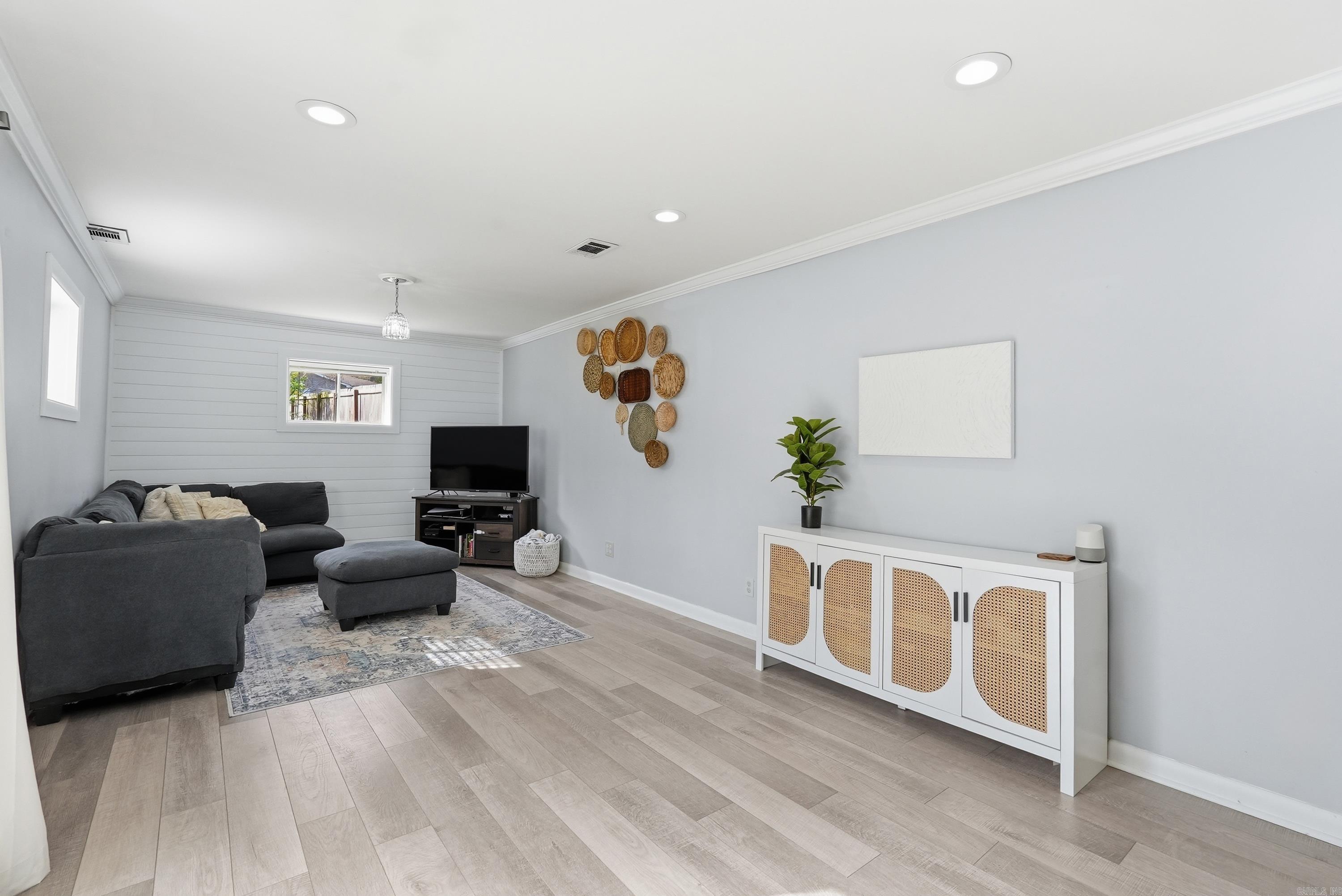 BIRCHWOOD - Residential