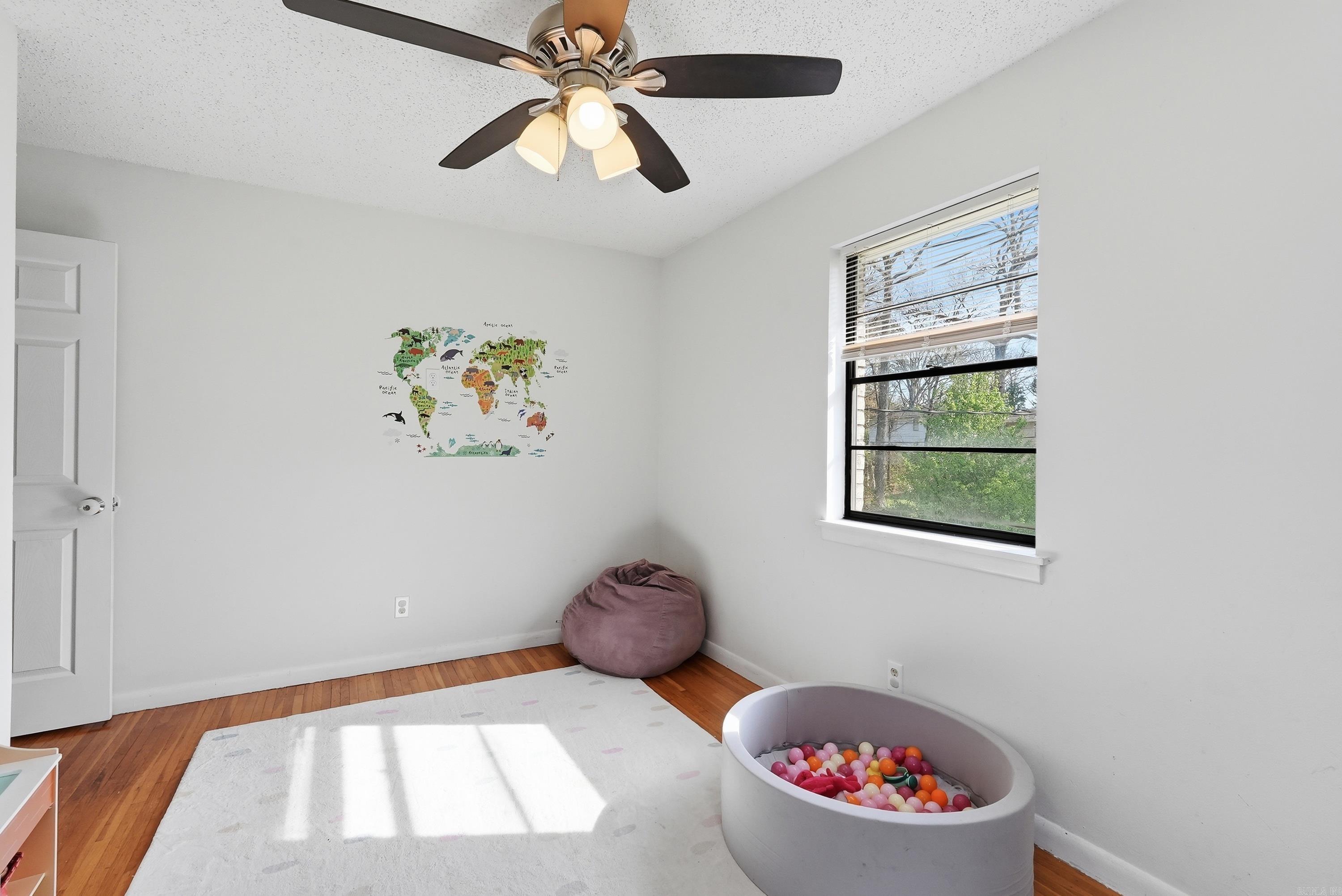 BIRCHWOOD - Residential