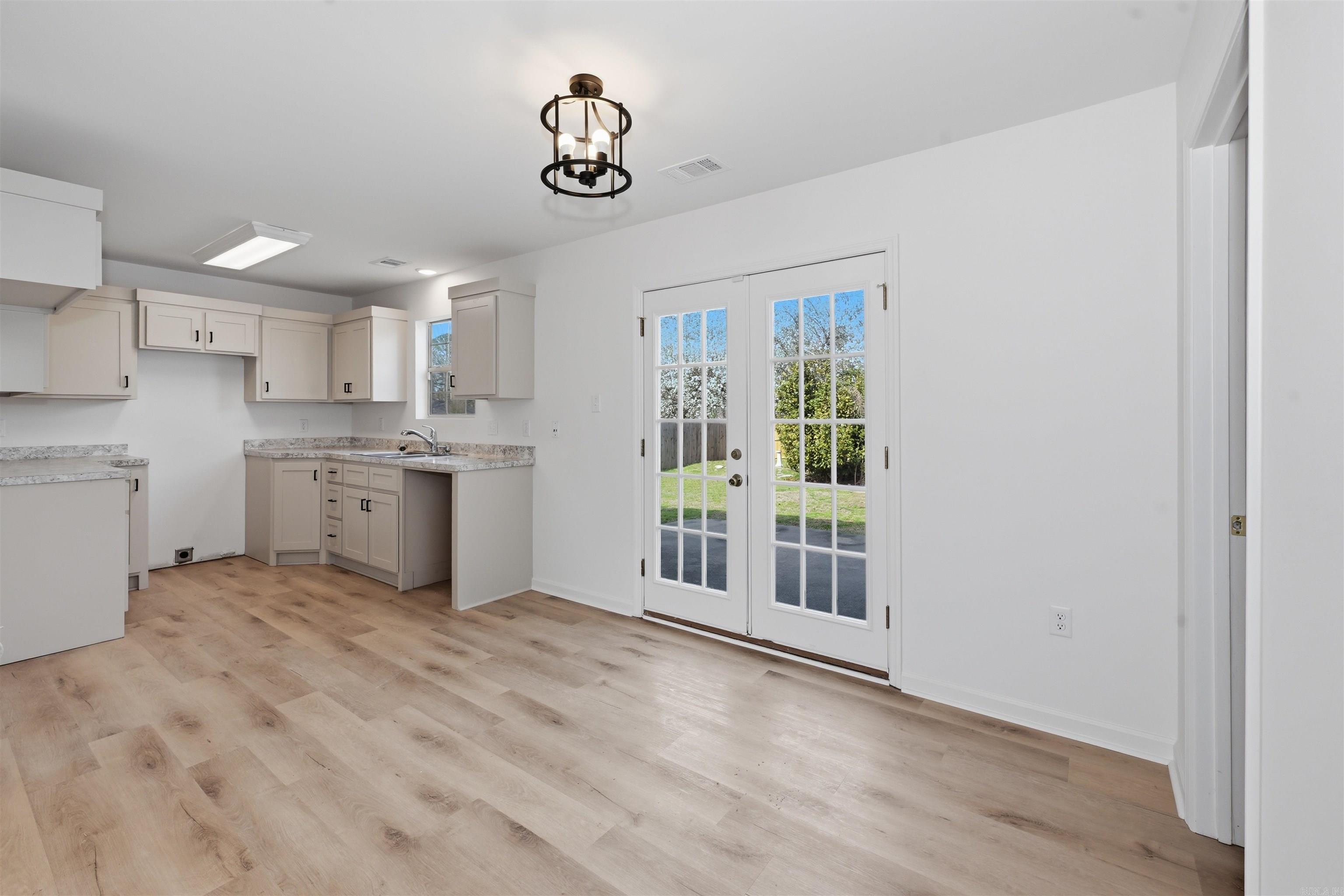 SPRING CREEK VILLAGE - Residential