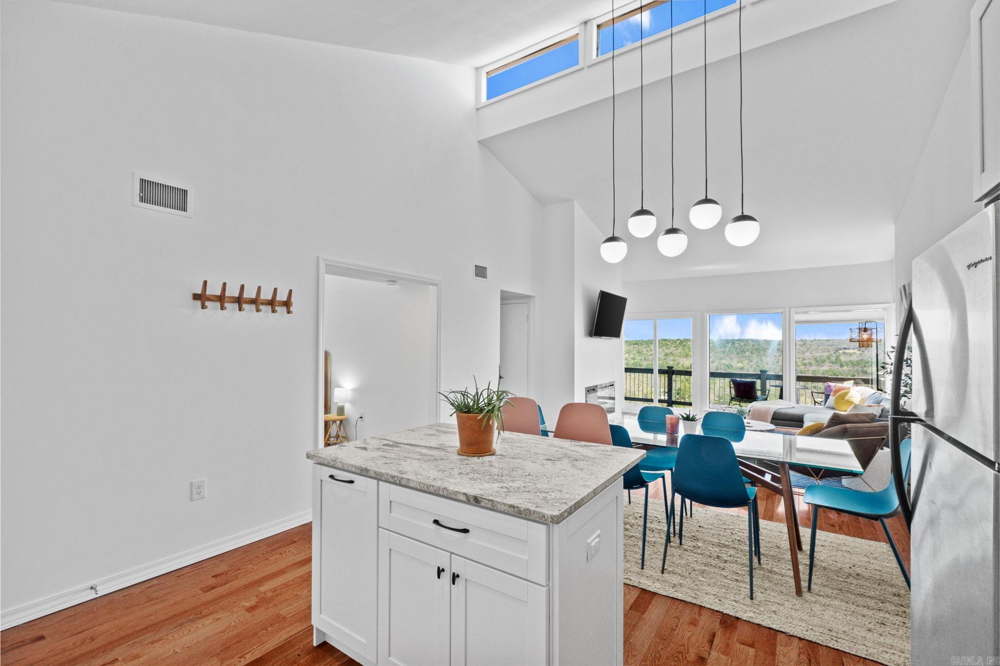 CLIFFSIDE - Residential