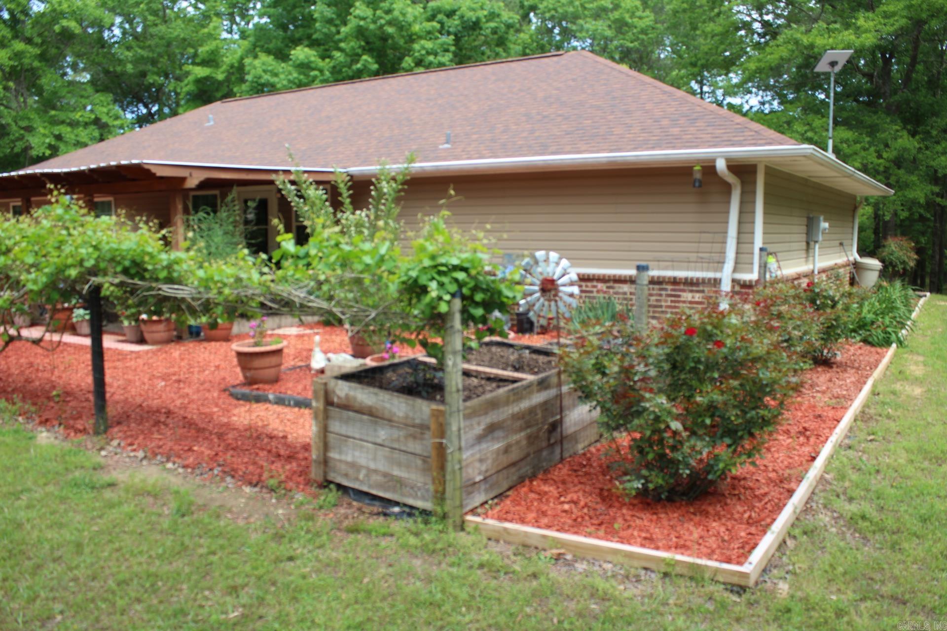 Metes & Bounds - Residential