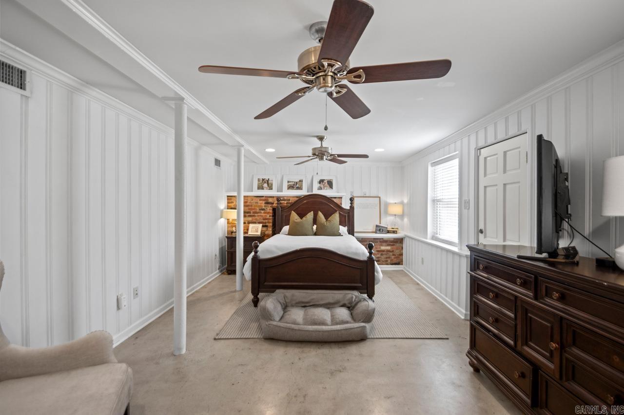 KINGWOOD PLACE - Residential