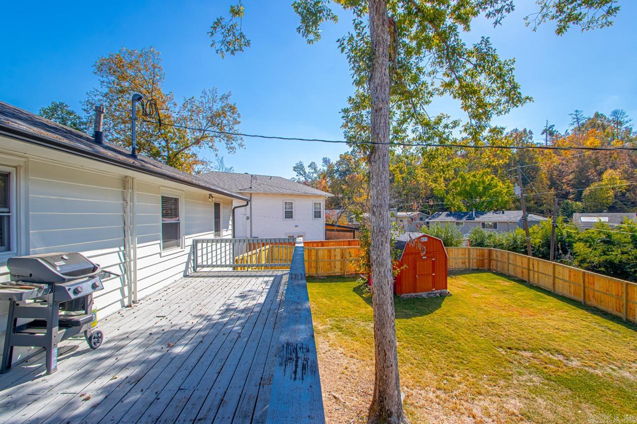 KINGWOOD PLACE - Residential