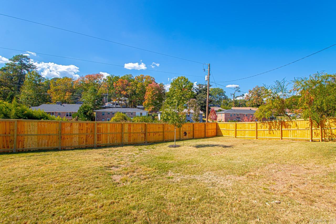 KINGWOOD PLACE - Residential