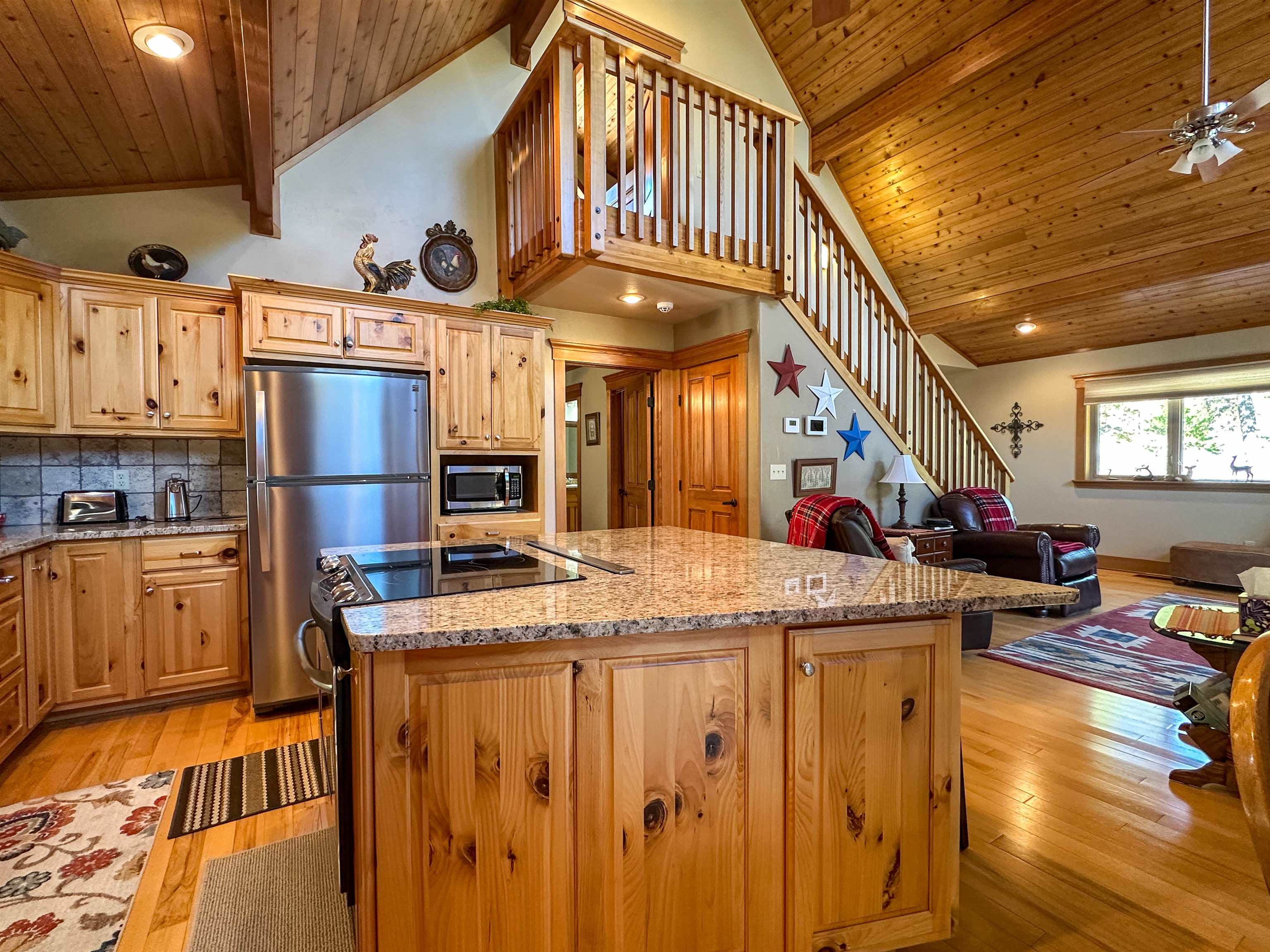 NORTH SHORE - Residential