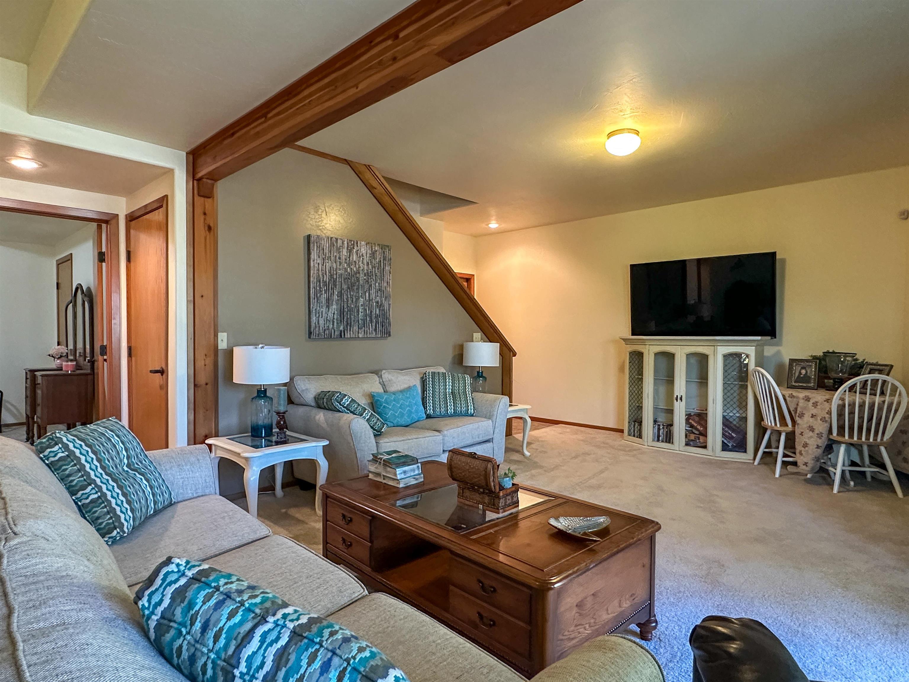 NORTH SHORE - Residential