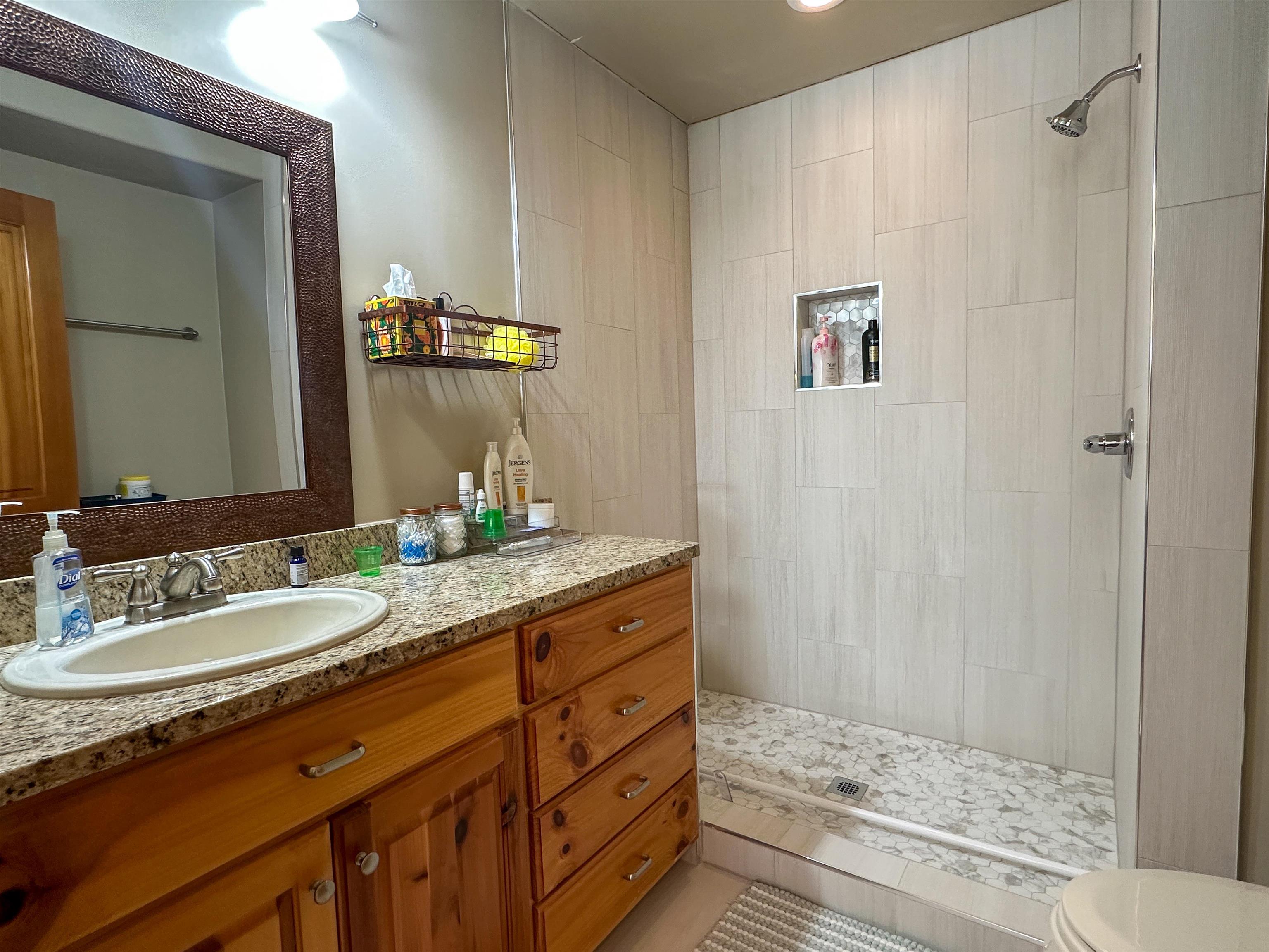 NORTH SHORE - Residential