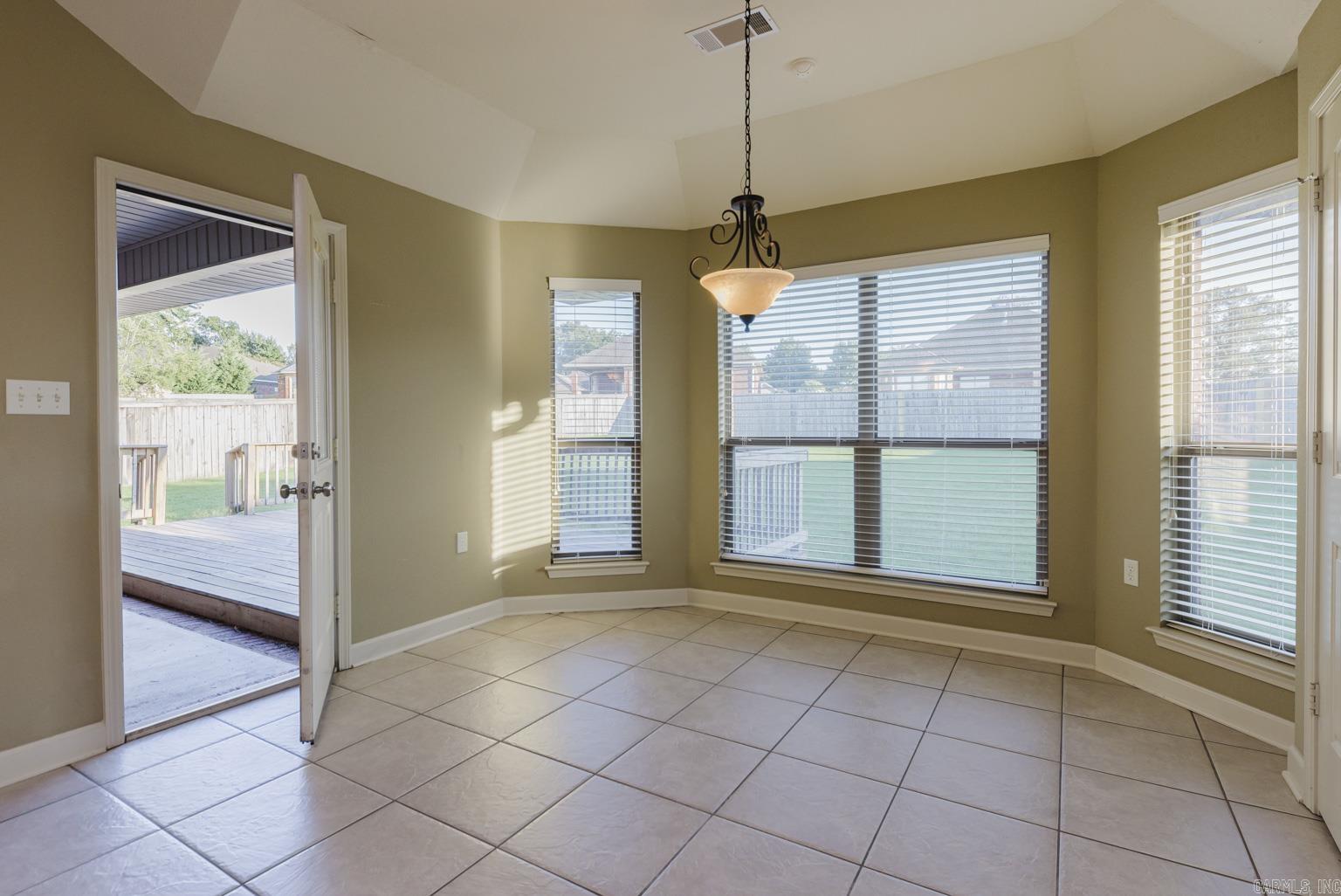 BASE MEADOWS ADDN - Residential