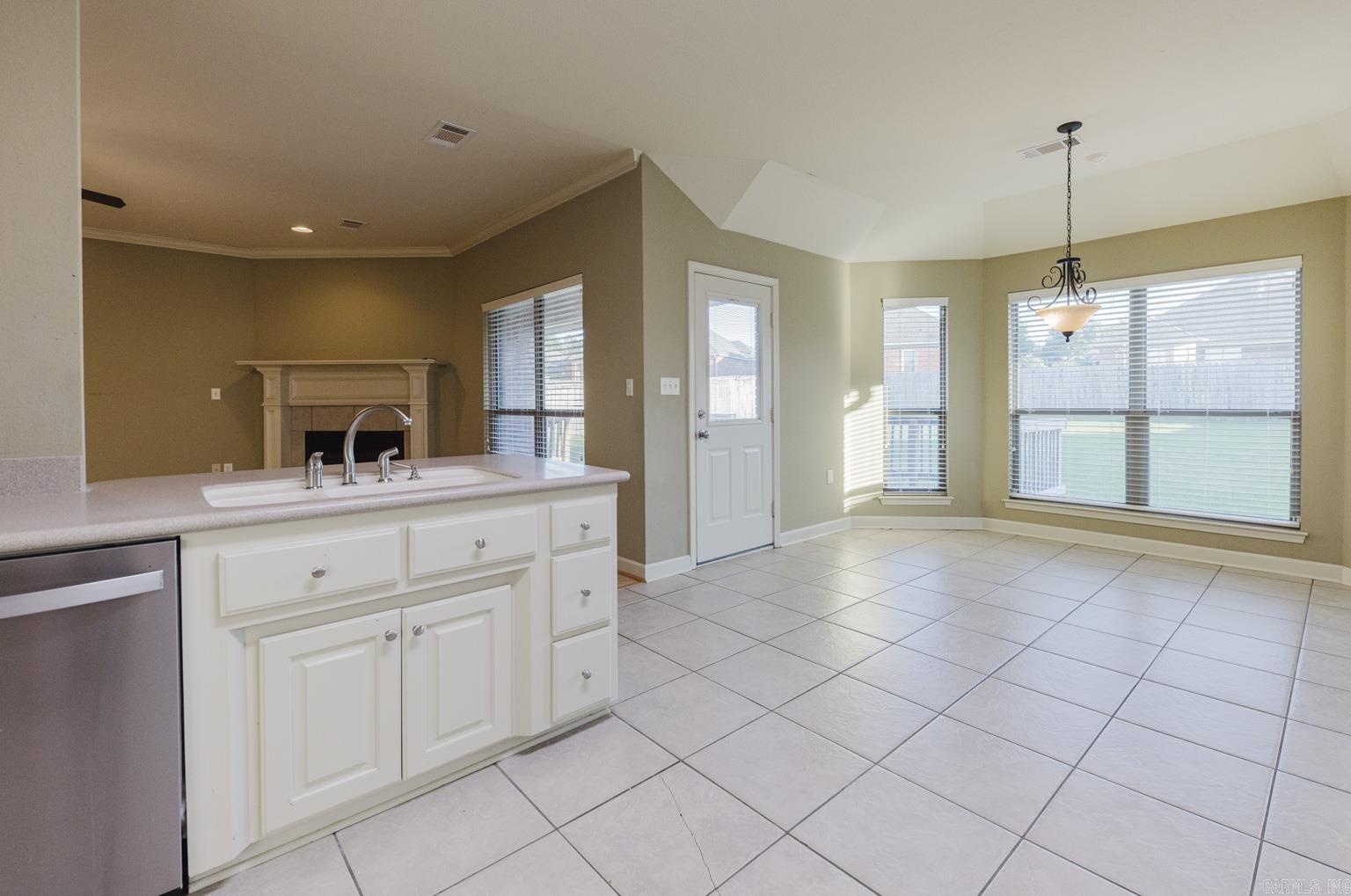 BASE MEADOWS ADDN - Residential