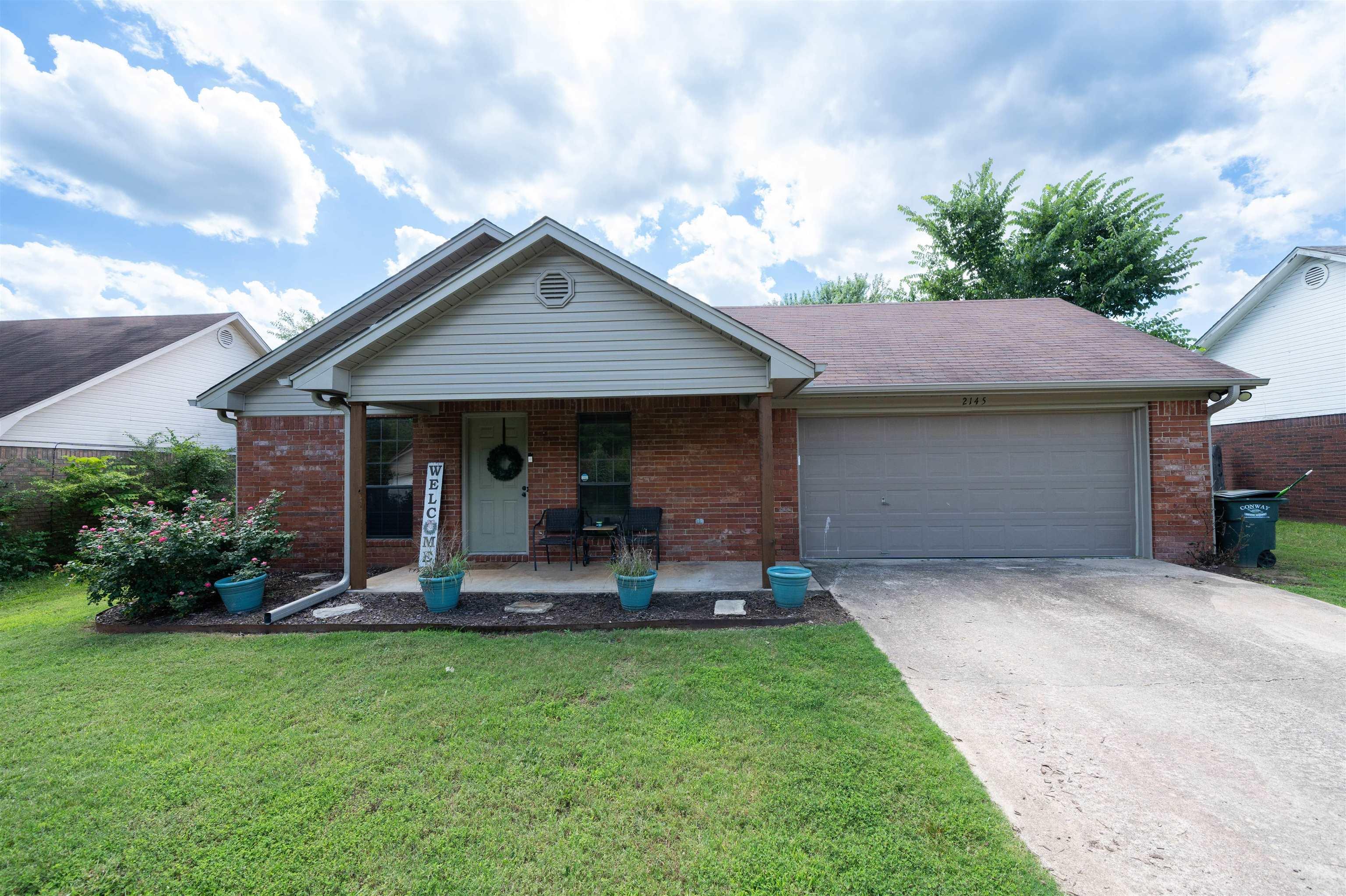 Great find for a Conway home under $200k! This recently updated home includes granite countertops for its breakfast bar, updated paint and flooring, two car garage, and fenced in backyard. Tenant occupied through June 30th, 2025.