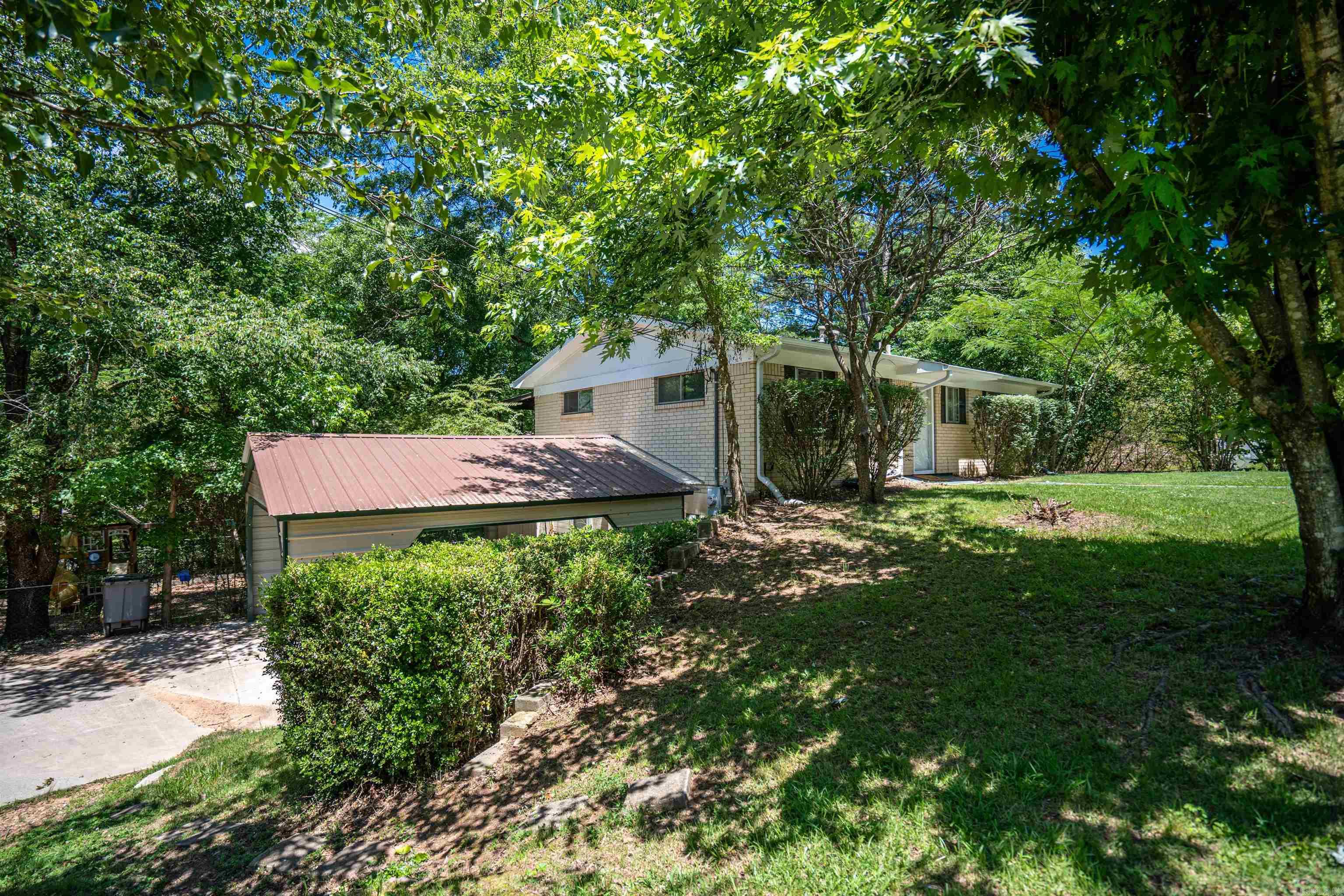 GREEN FORREST HEIGHTS - Residential