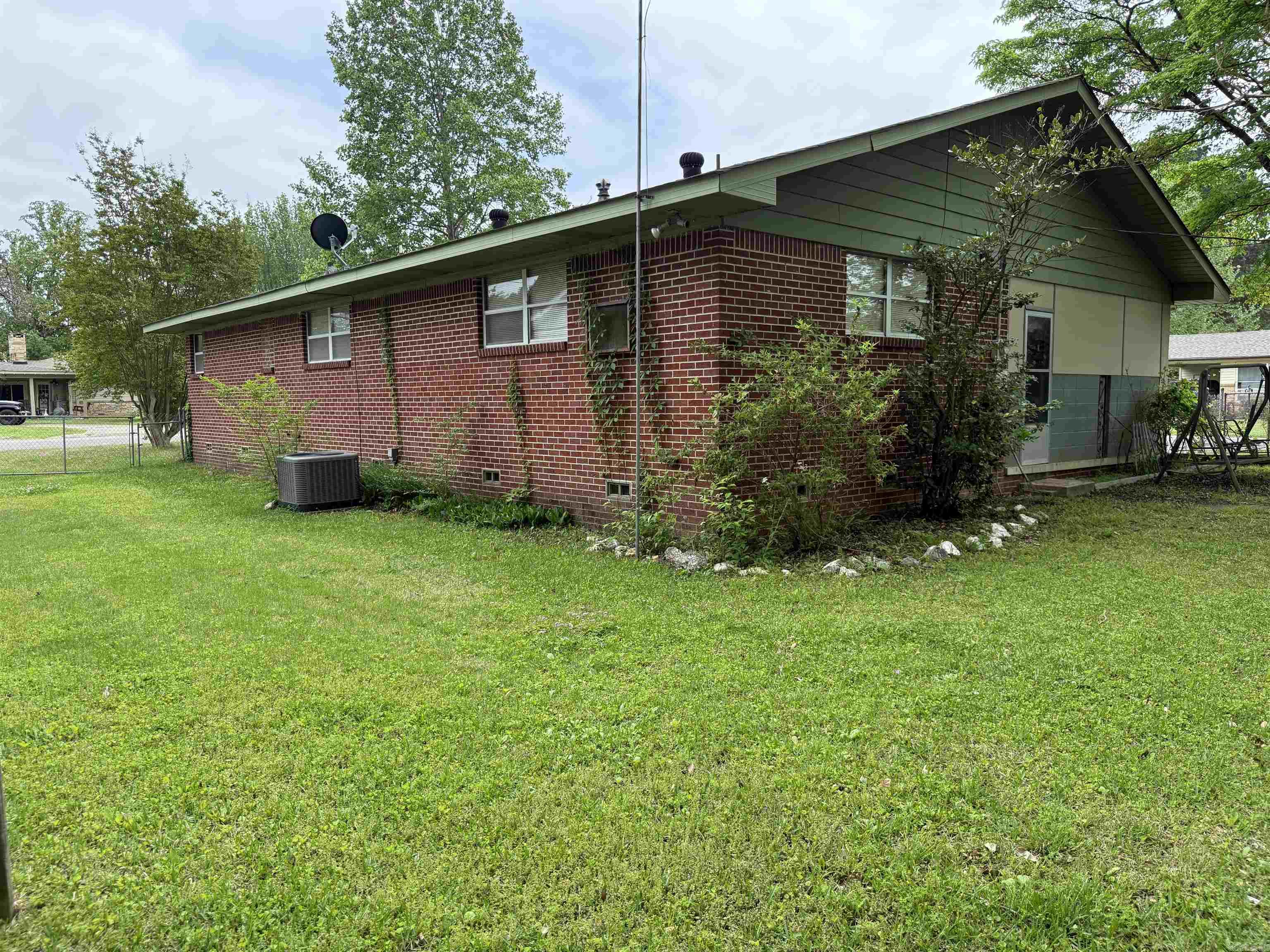 RIVERCLIFF - Residential