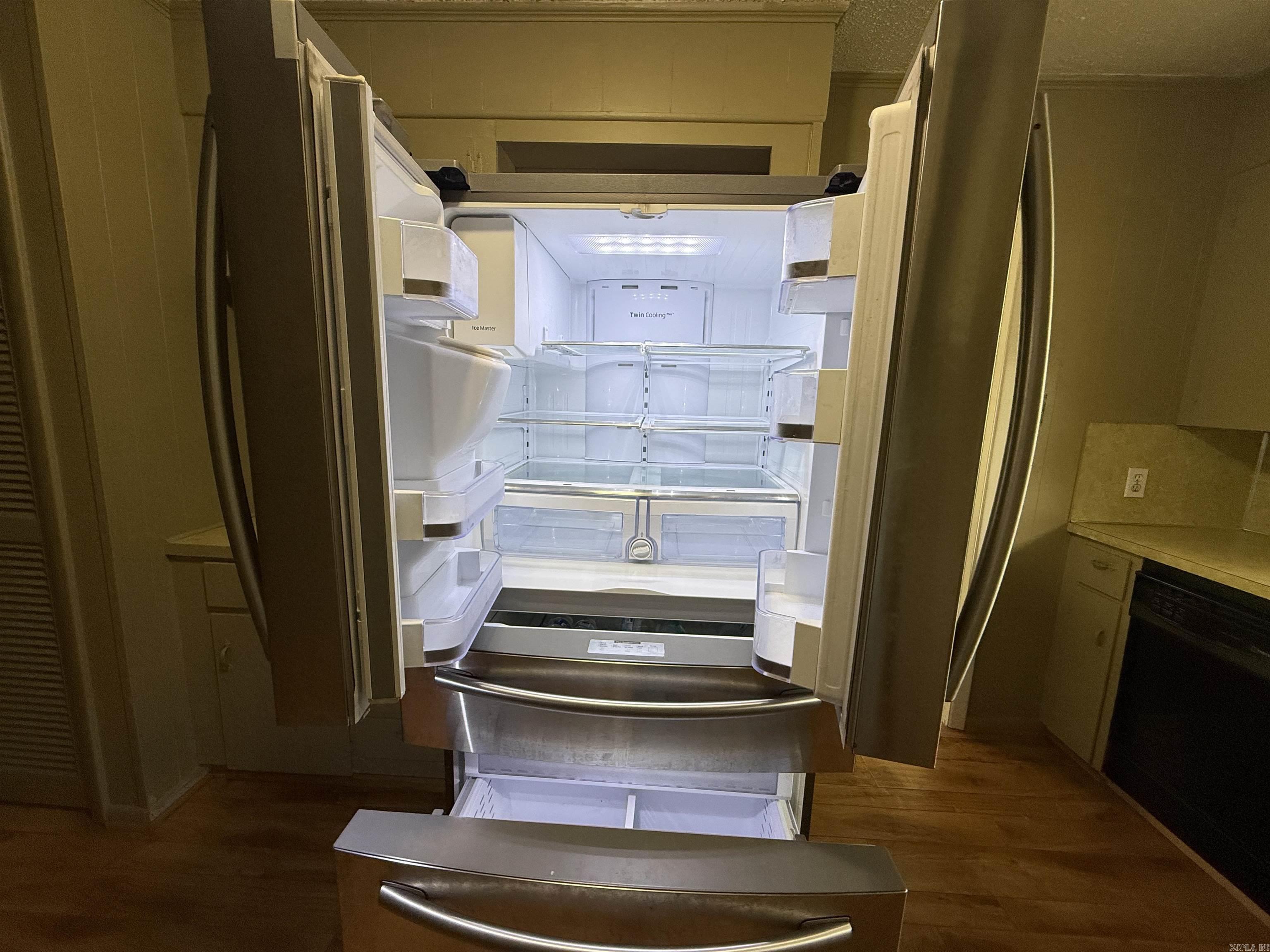 RIVERCLIFF - Residential