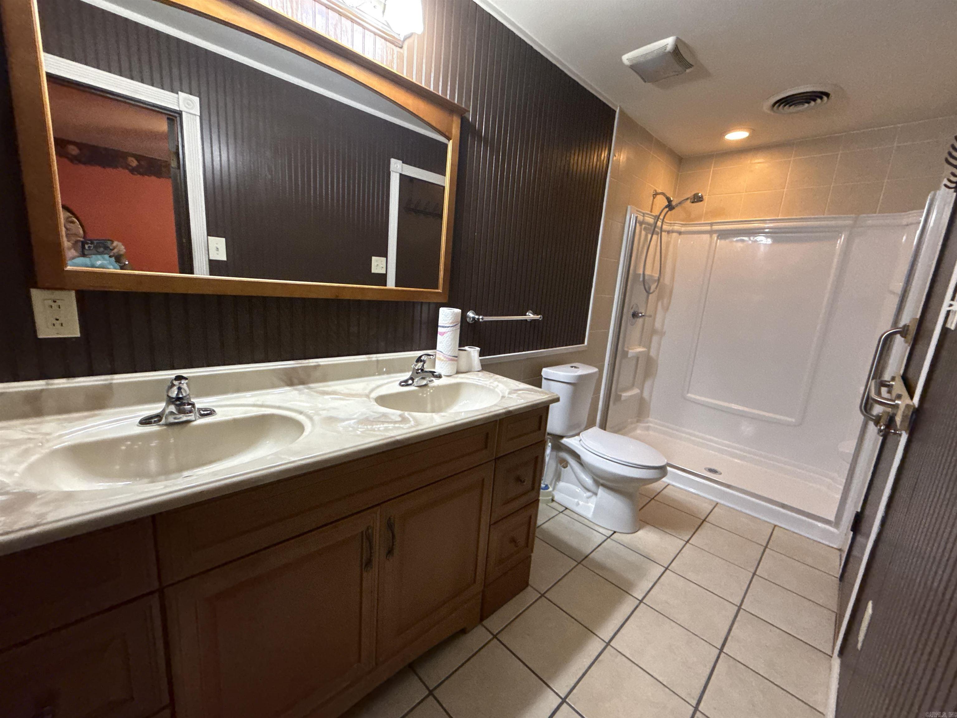 RIVERCLIFF - Residential